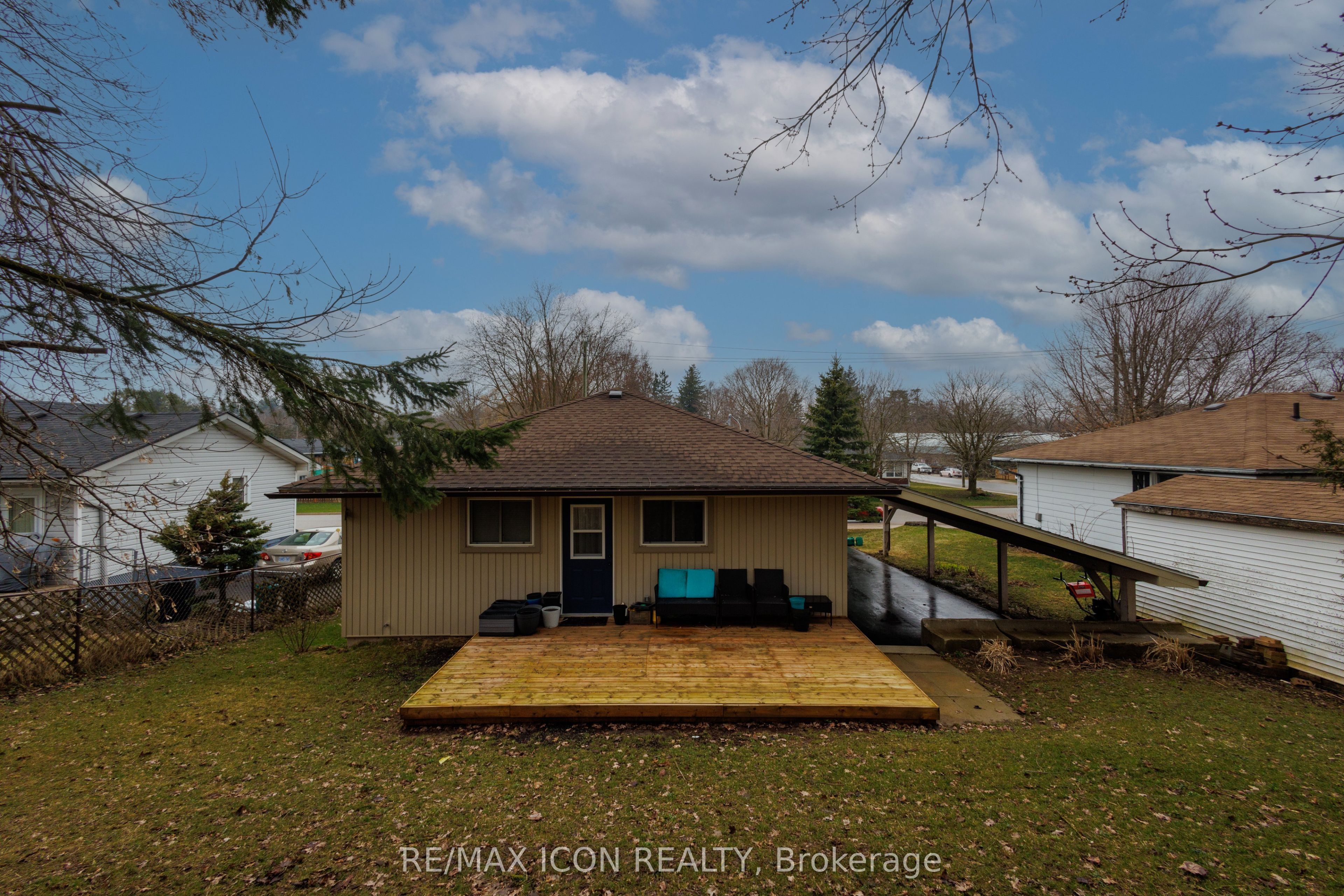 630 Waterloo Street Property Photo 39
