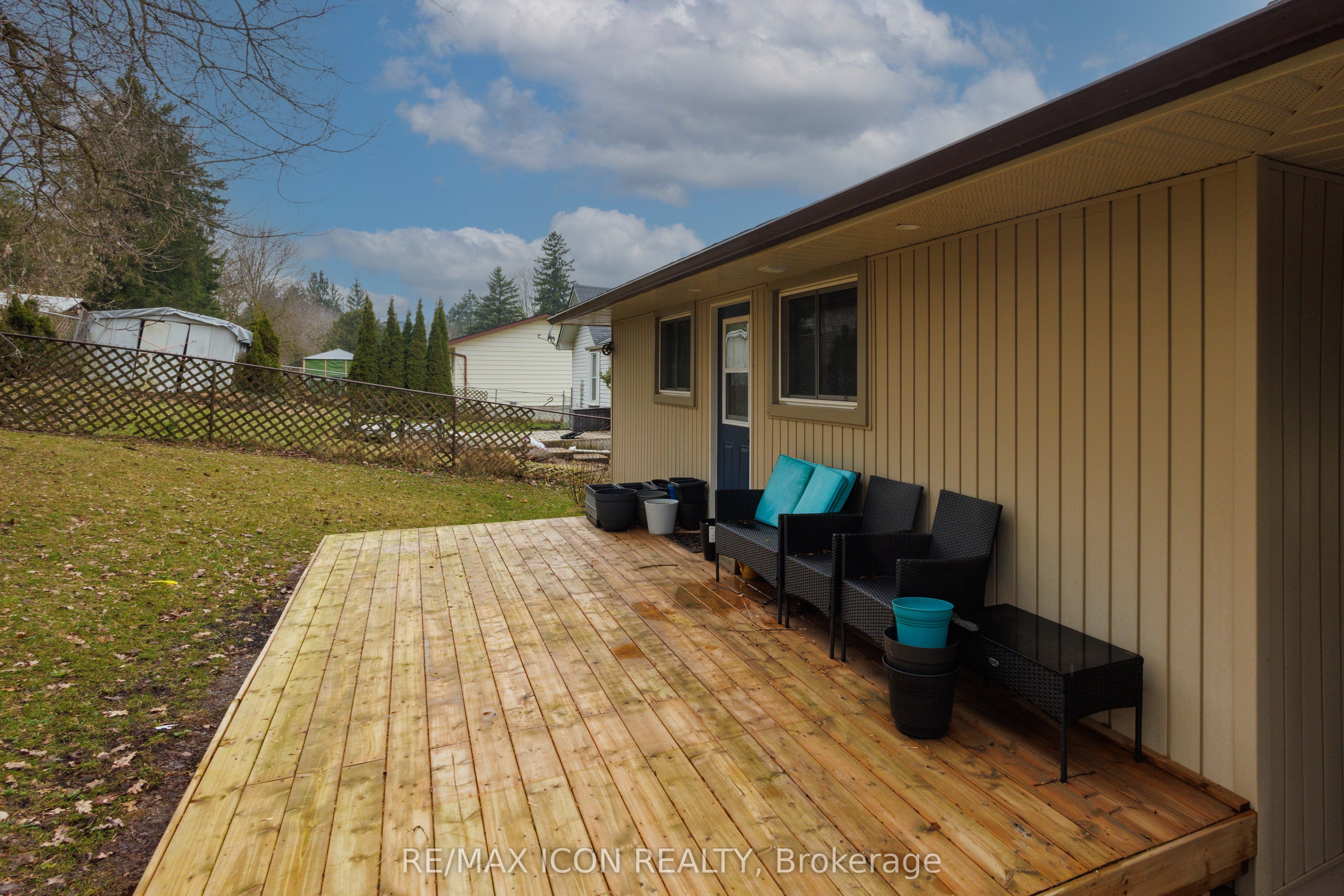 630 Waterloo Street Property Photo 42