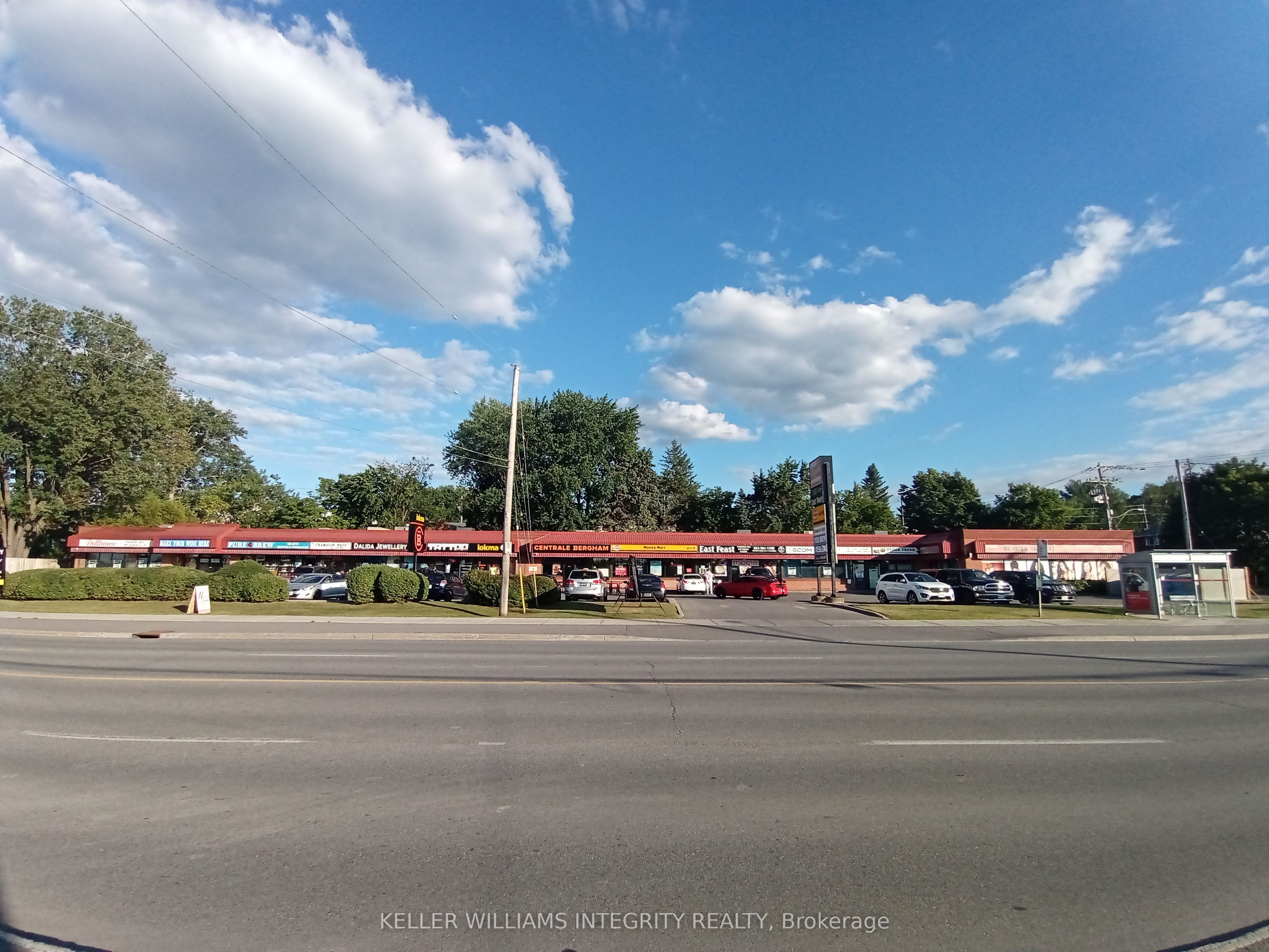 #103 - 2208 St. Joseph Boulevard Property Photo 4