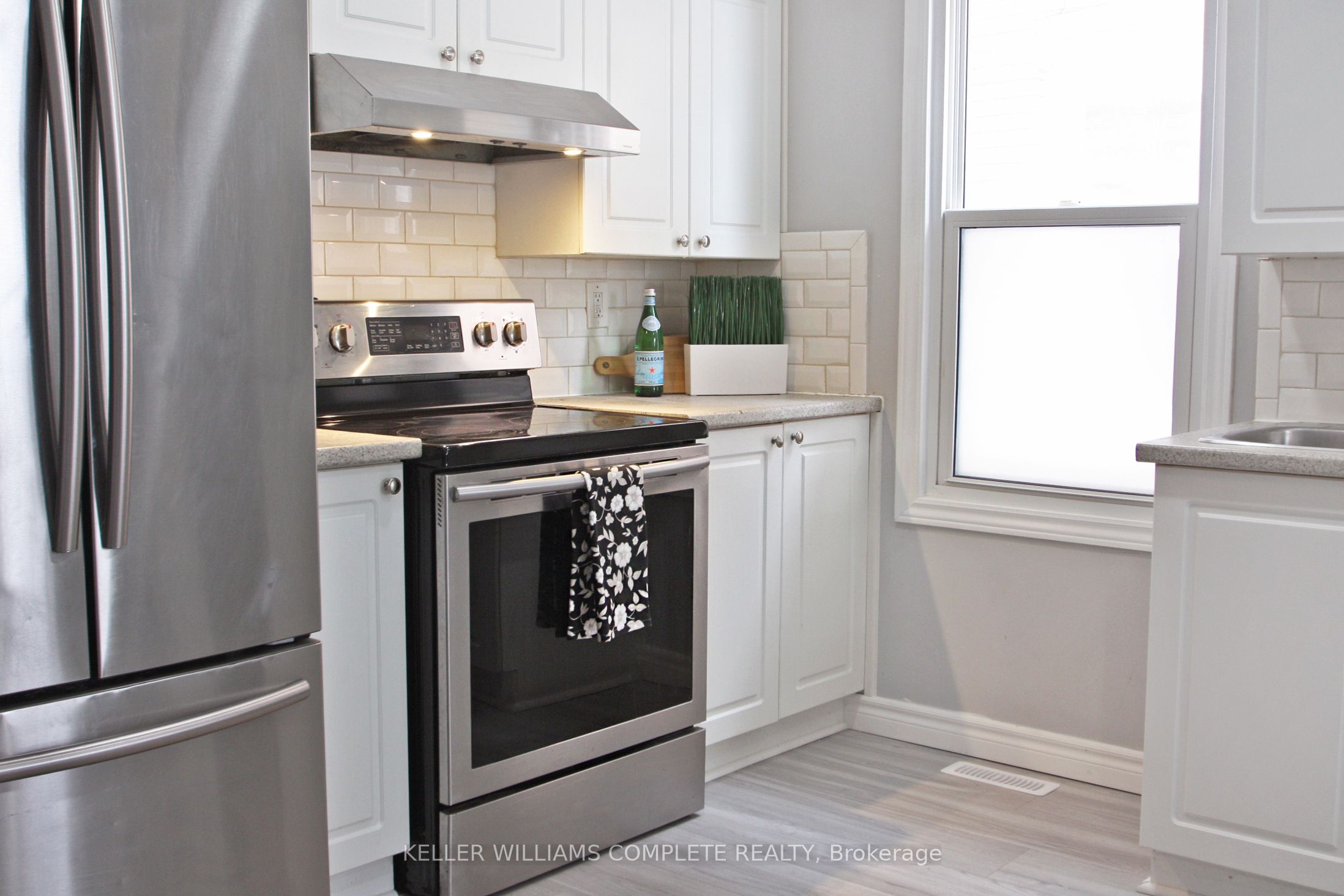 100 Park Row Property Photo 8