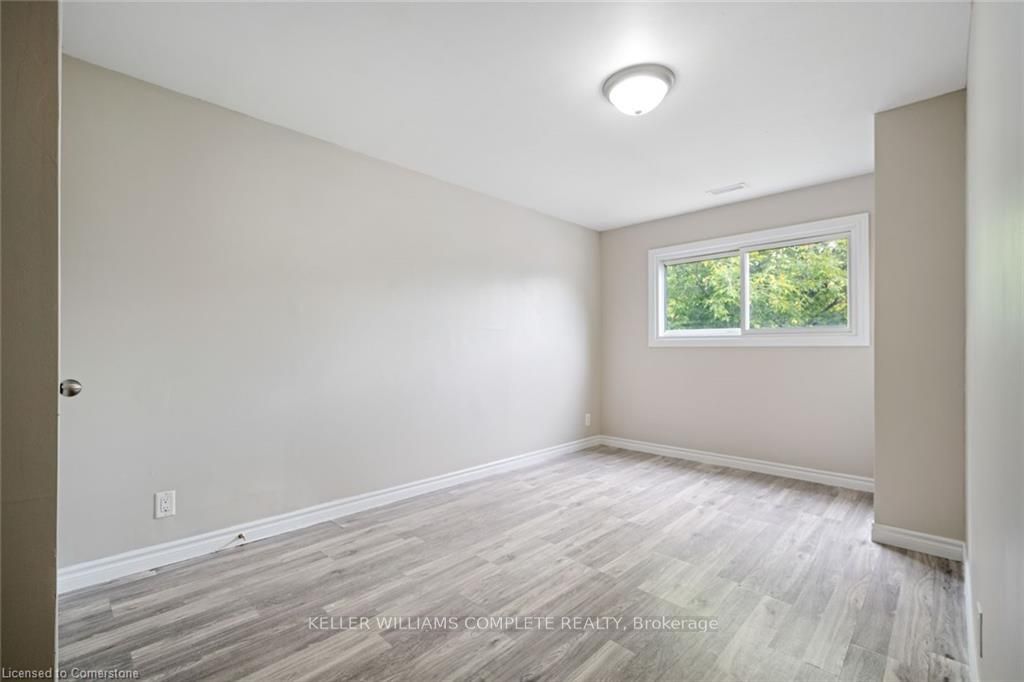 100 Park Row Property Photo 19