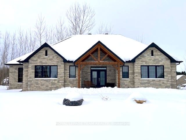 1 Stratford Boulevard Property Photo