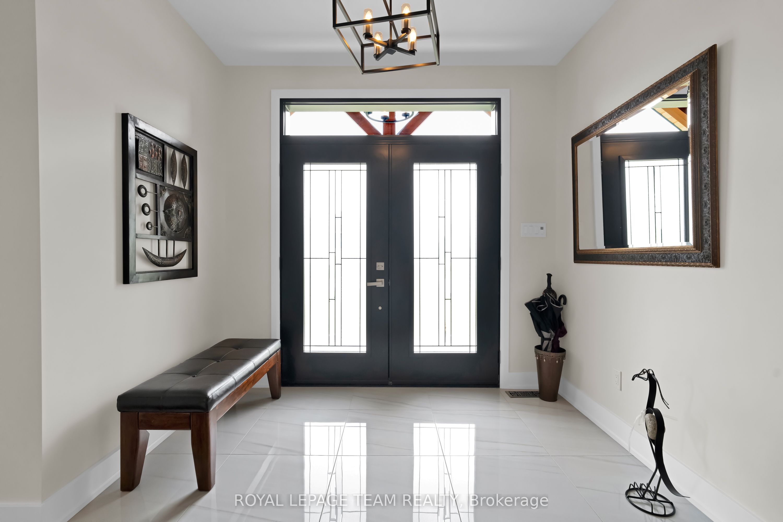 1 Stratford Boulevard Property Photo 6