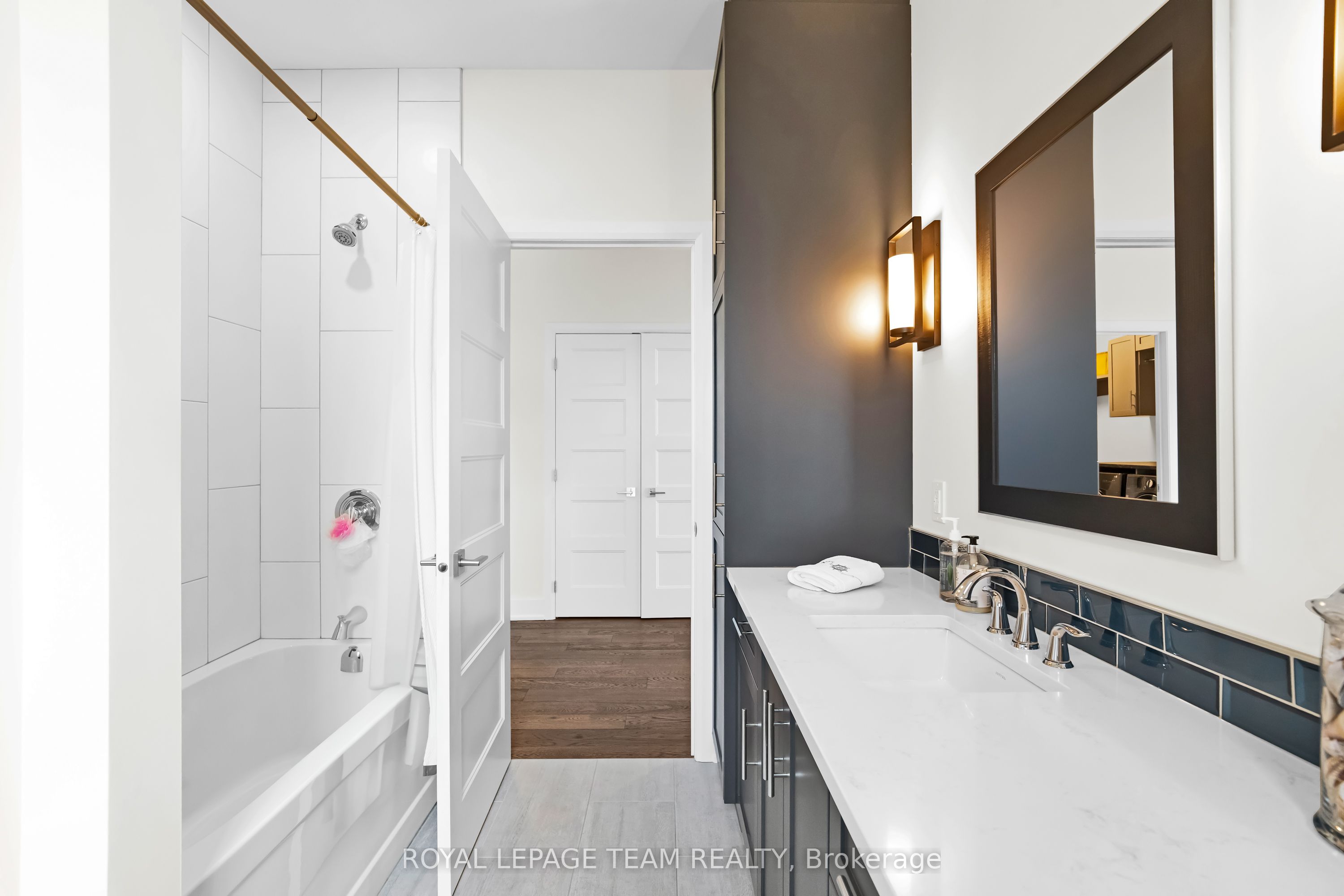 1 Stratford Boulevard Property Photo 25