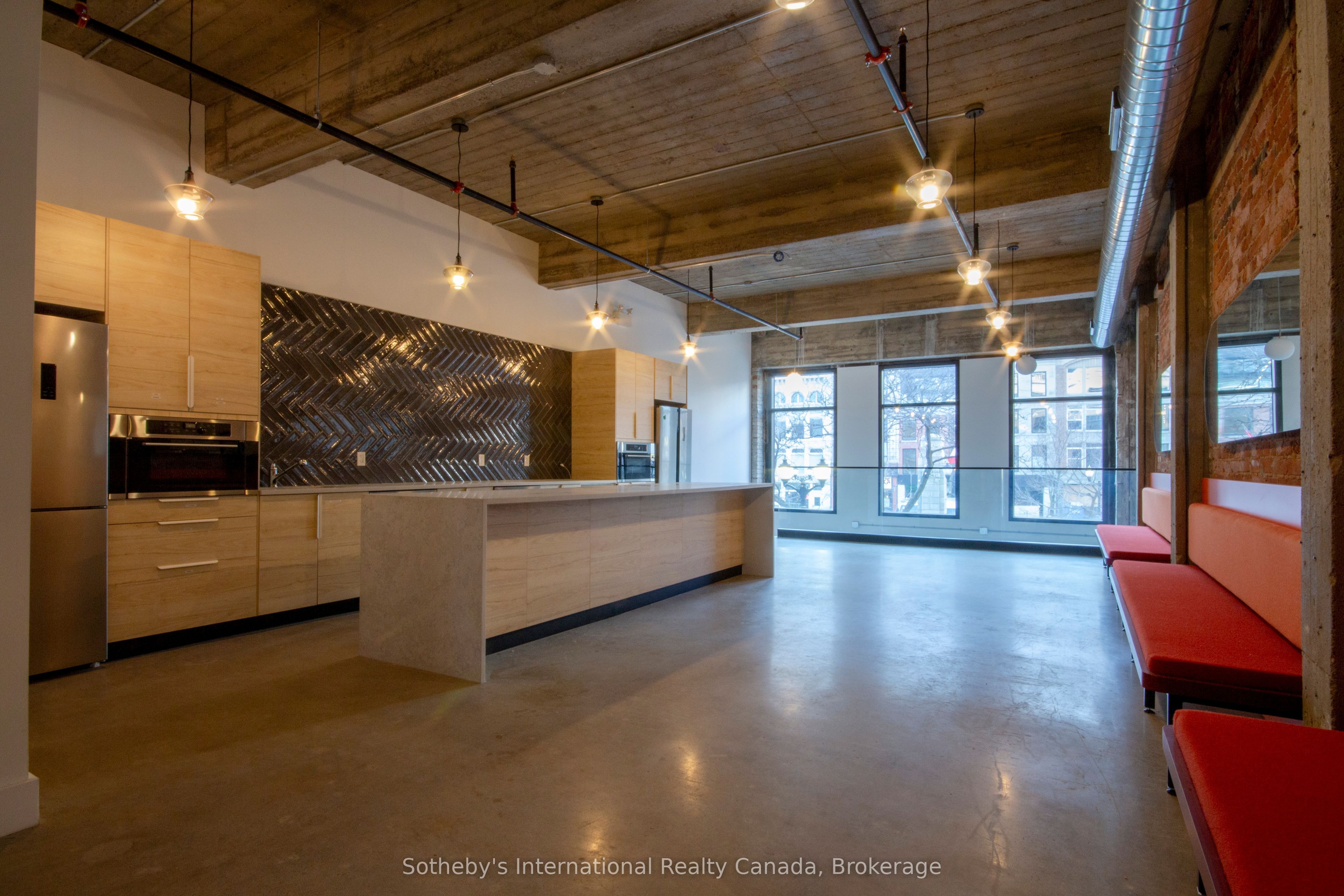 59 King St E Property Photo 19