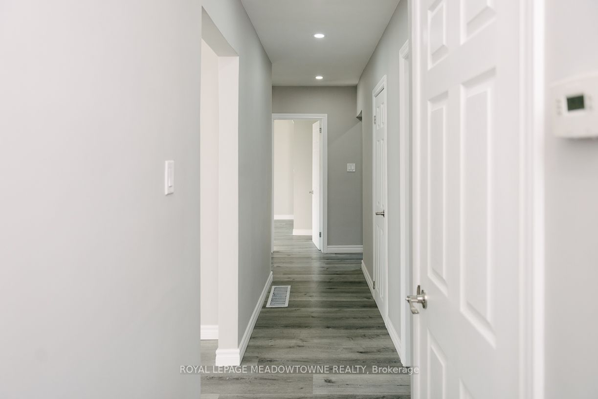 673 Knox Avenue Property Photo 3