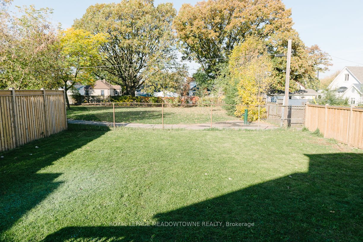 673 Knox Avenue Property Photo 34