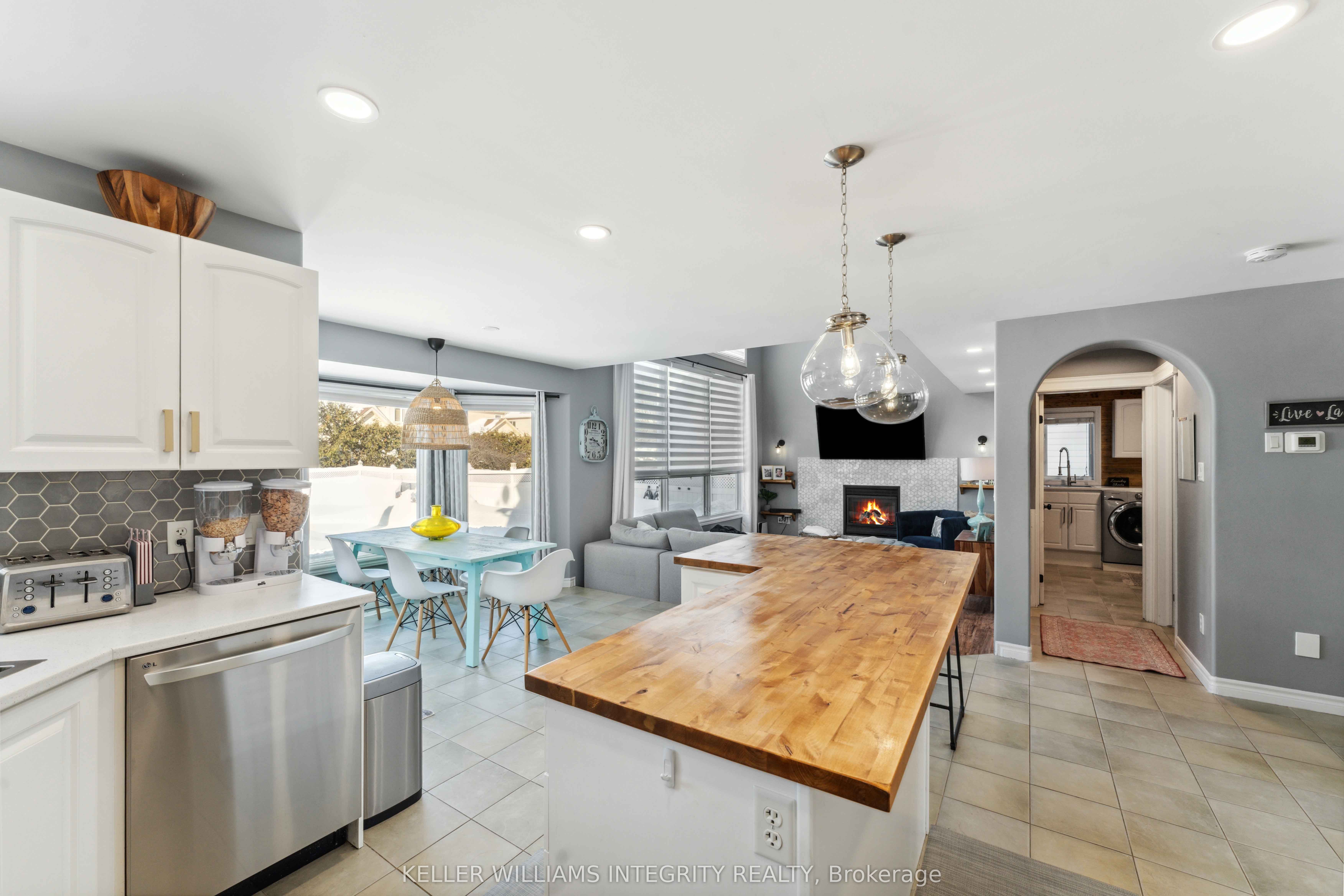 4 Bracewood Way Property Photo 17