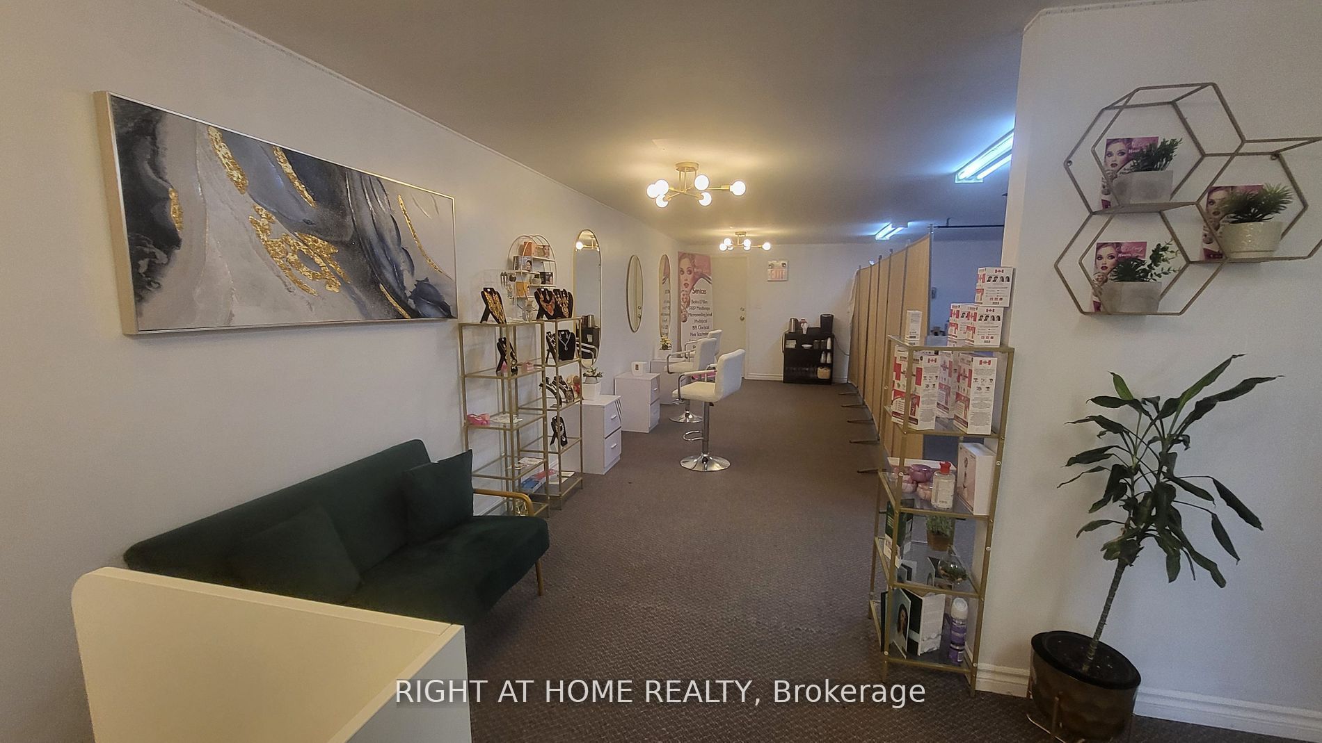 #1 - 45 Dalkeith Drive Property Photo 4