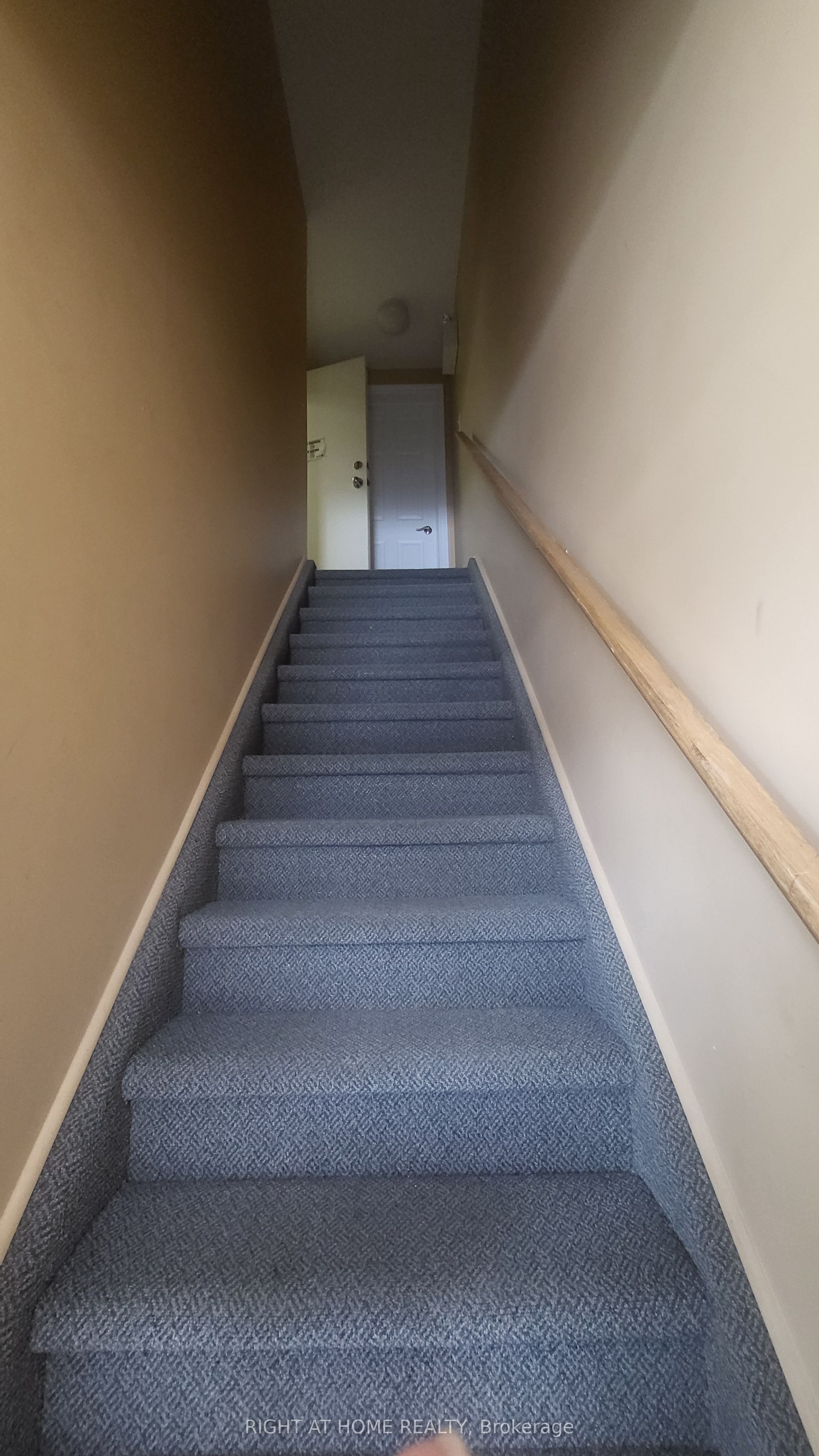 #11 - 45 Dalkeith Drive Property Photo 11