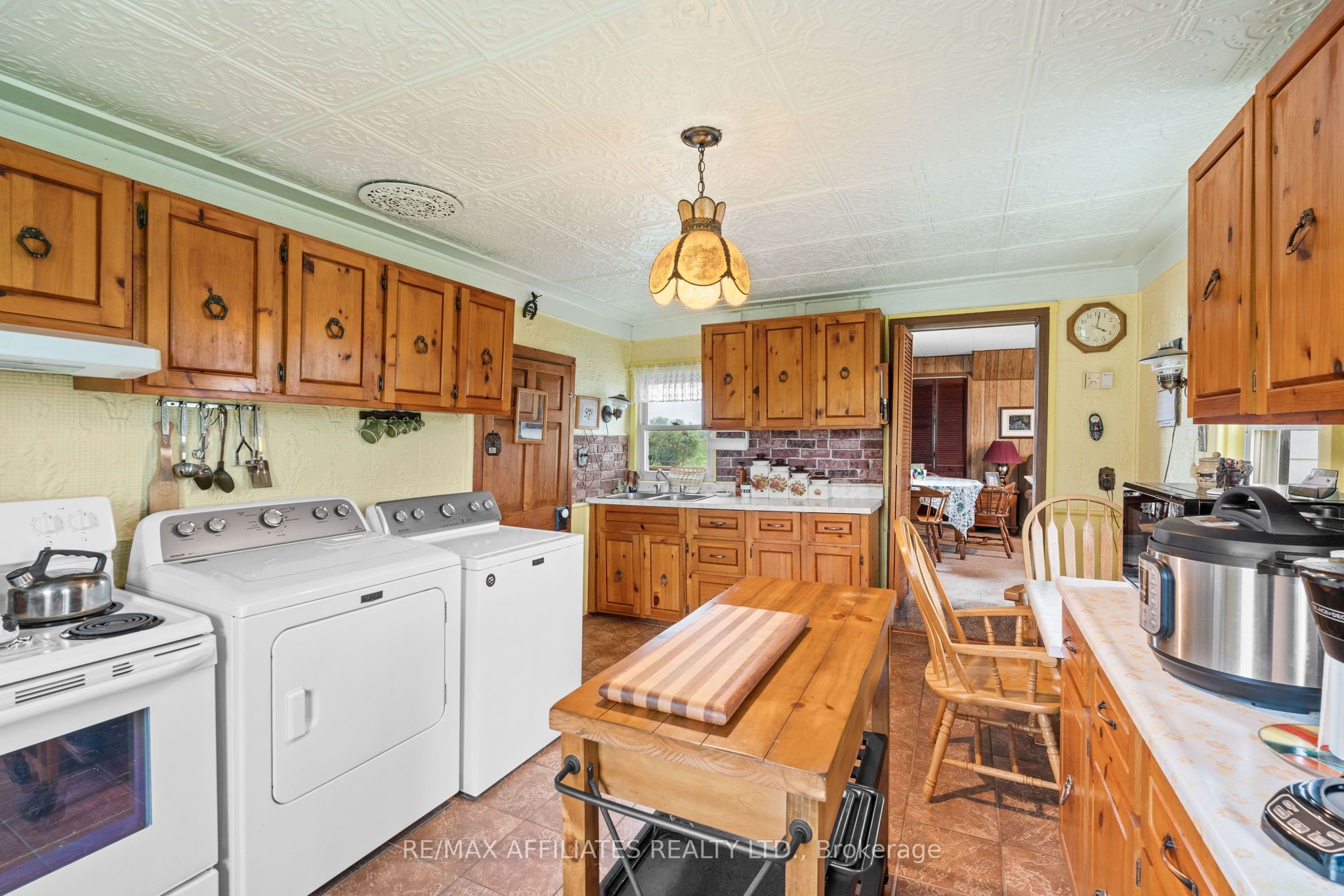 255 County Road 40 Property Photo 10