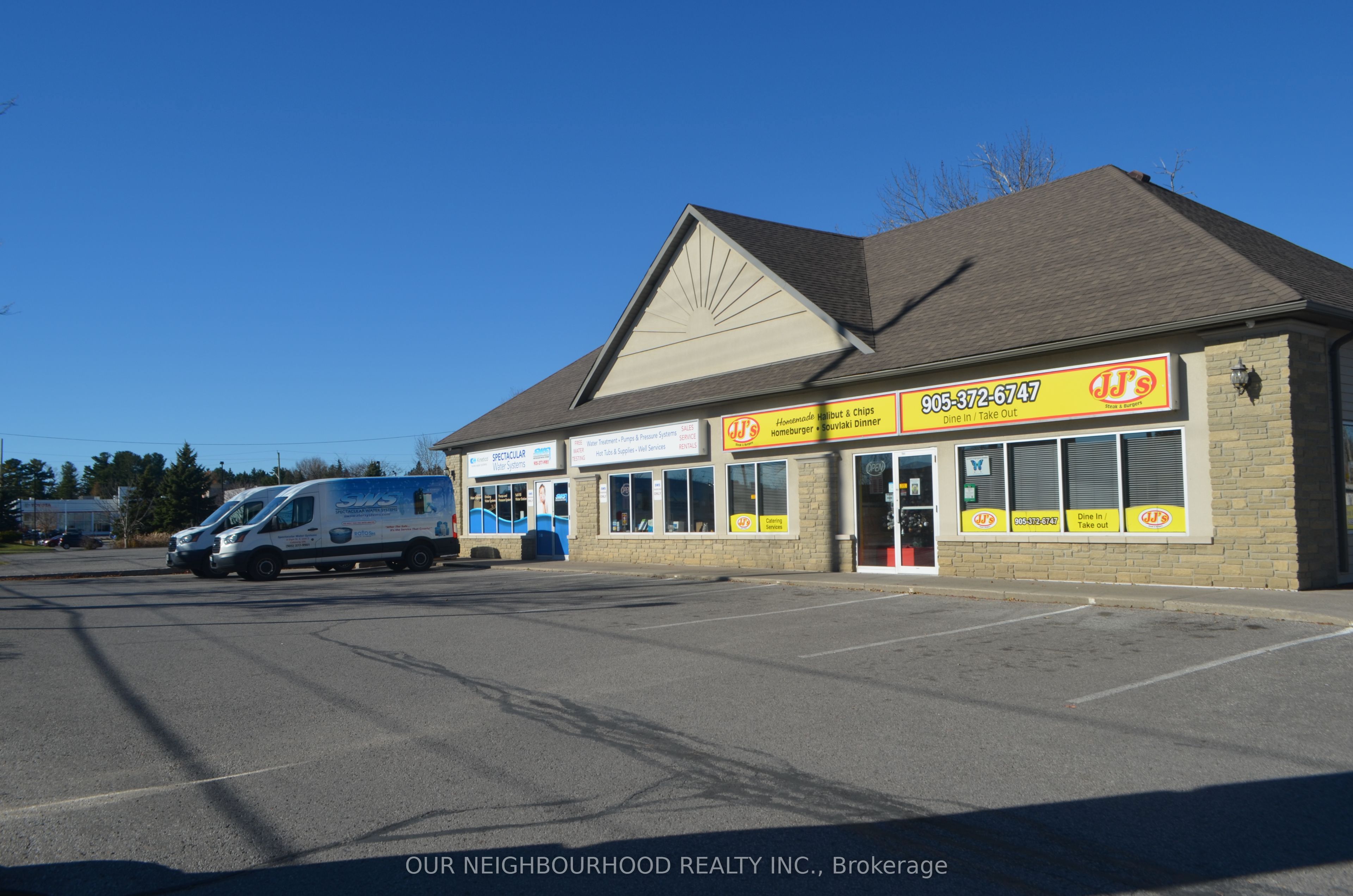 #2 - 8 Elgin Street Property Photo 3
