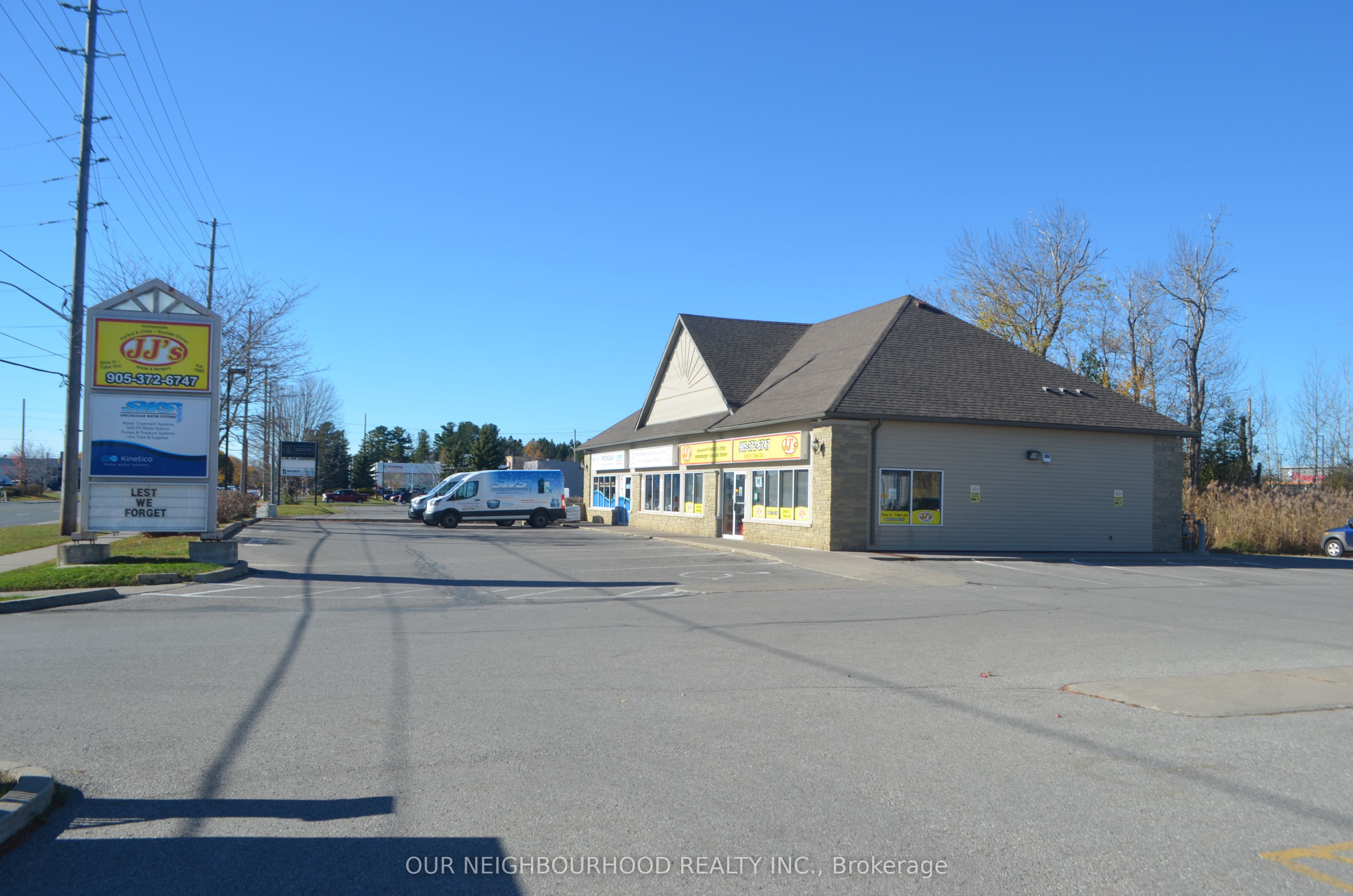 #2 - 8 Elgin Street Property Photo 17