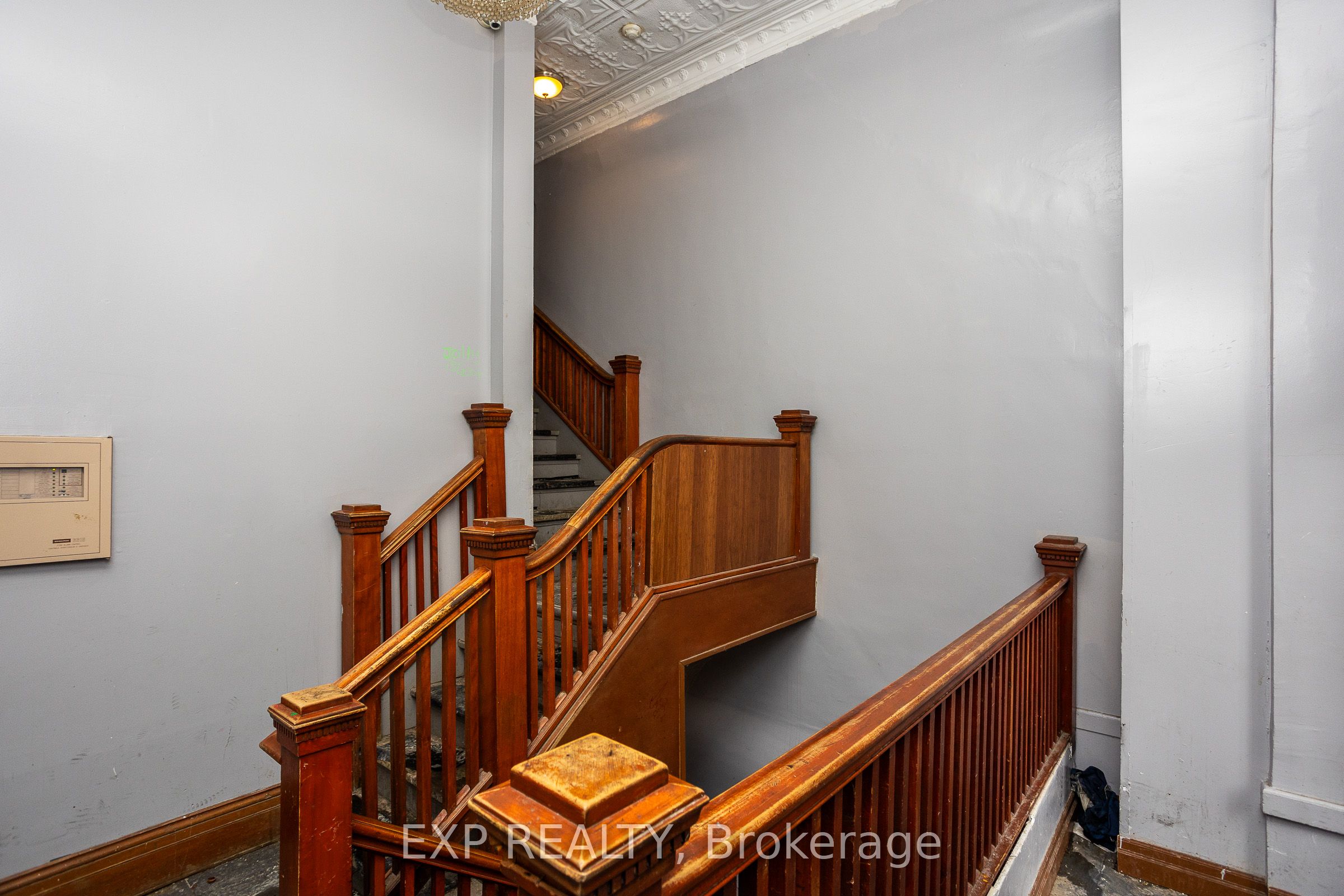 942-944 2nd Avenue Property Photo 17