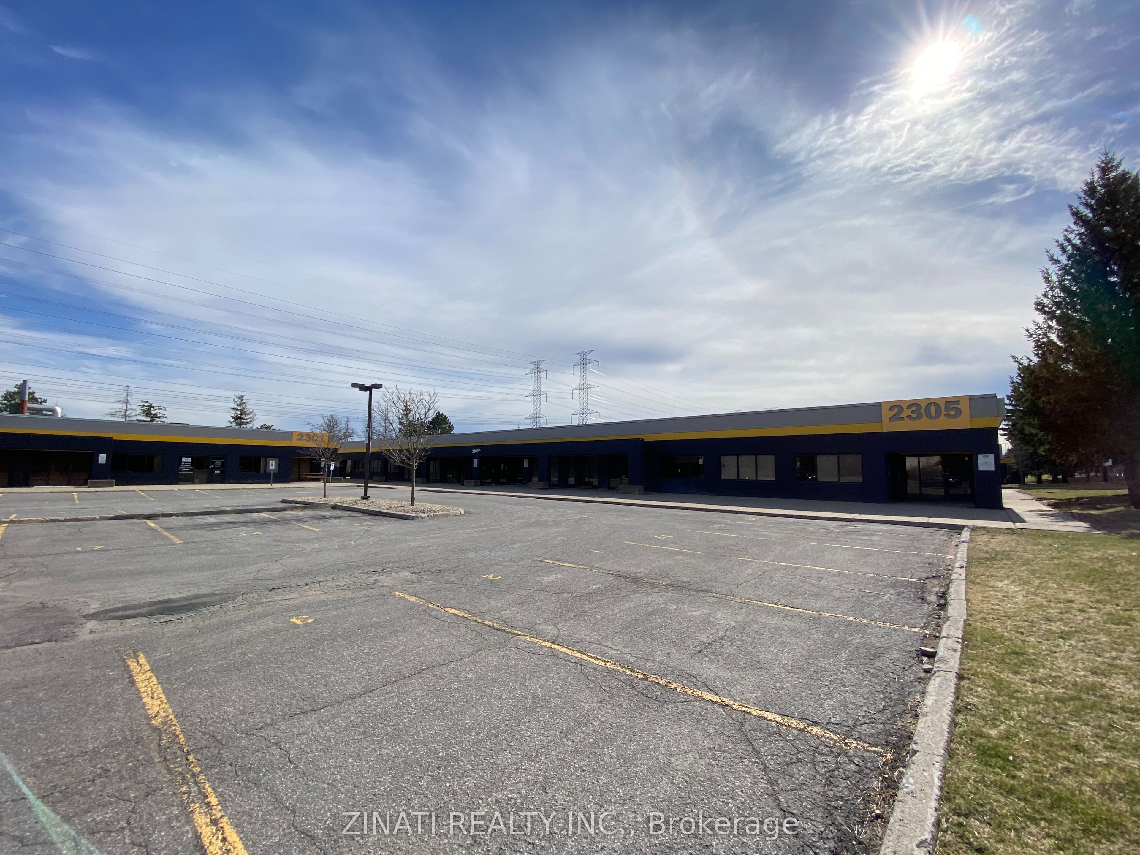 #200 - 2305 St Laurent Boulevard Property Photo 2