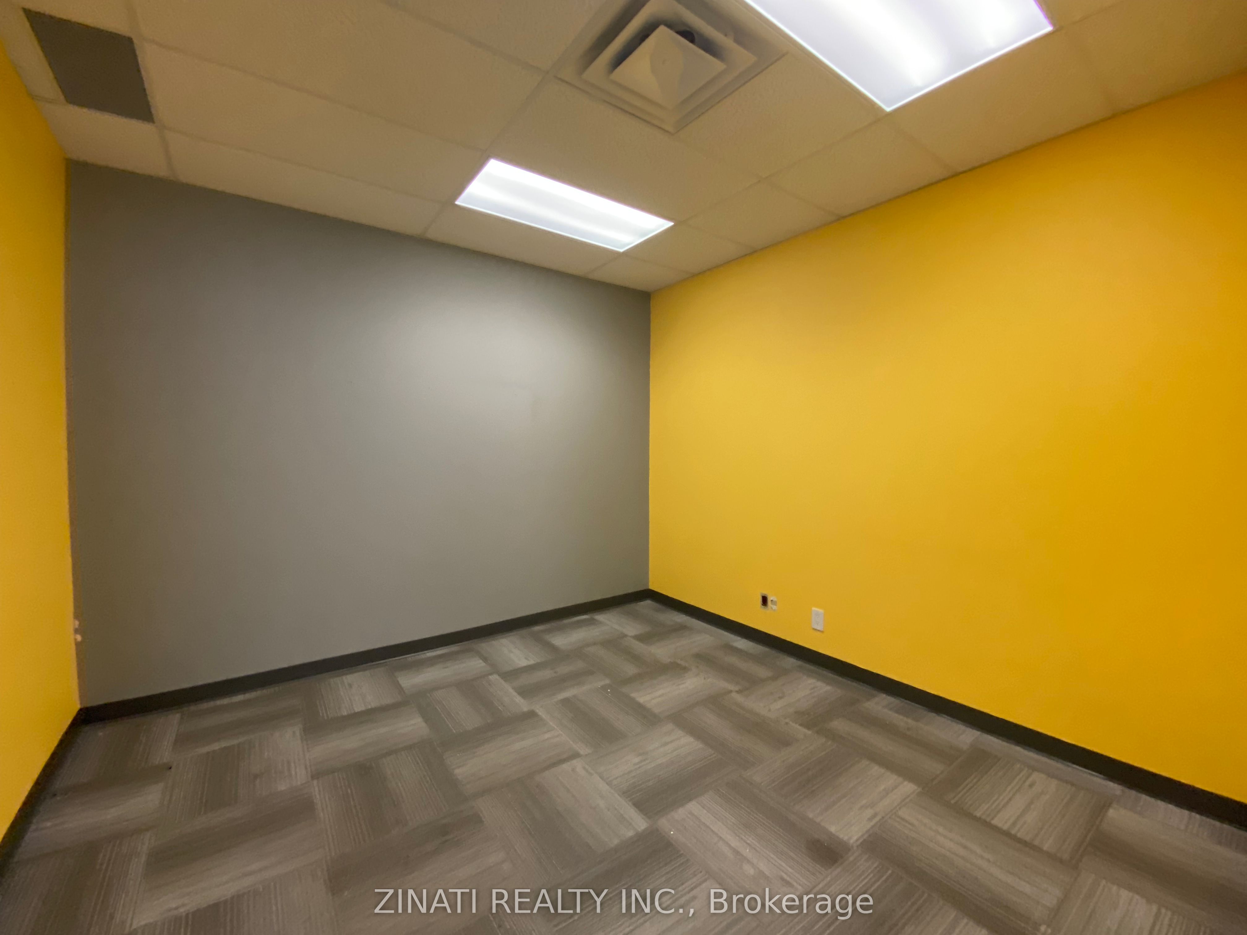 #200 - 2305 St Laurent Boulevard Property Photo 5