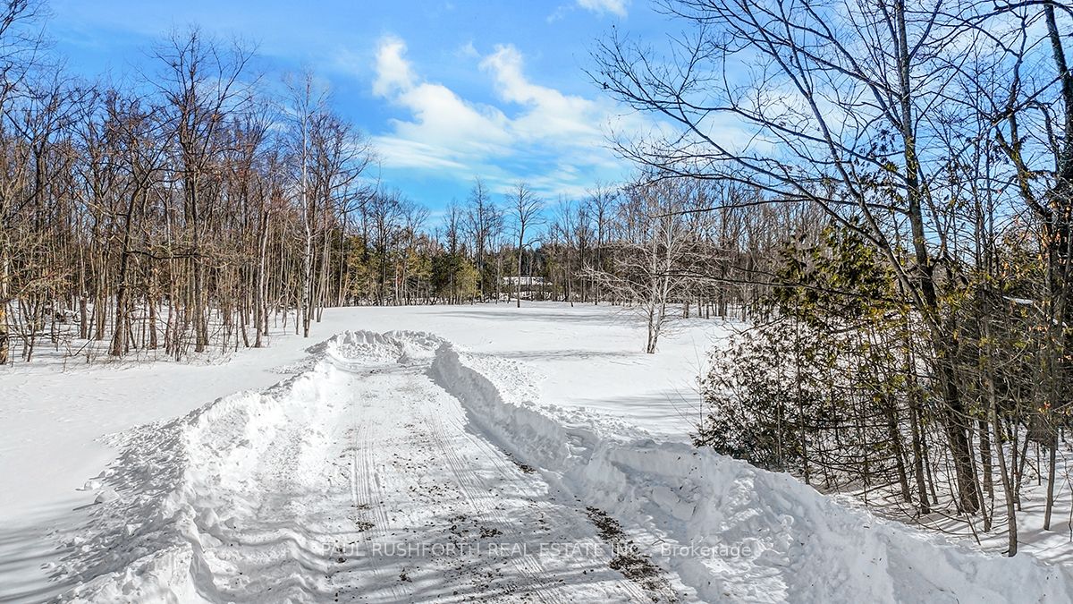 1690 Ira Morgan Way Property Photo 3