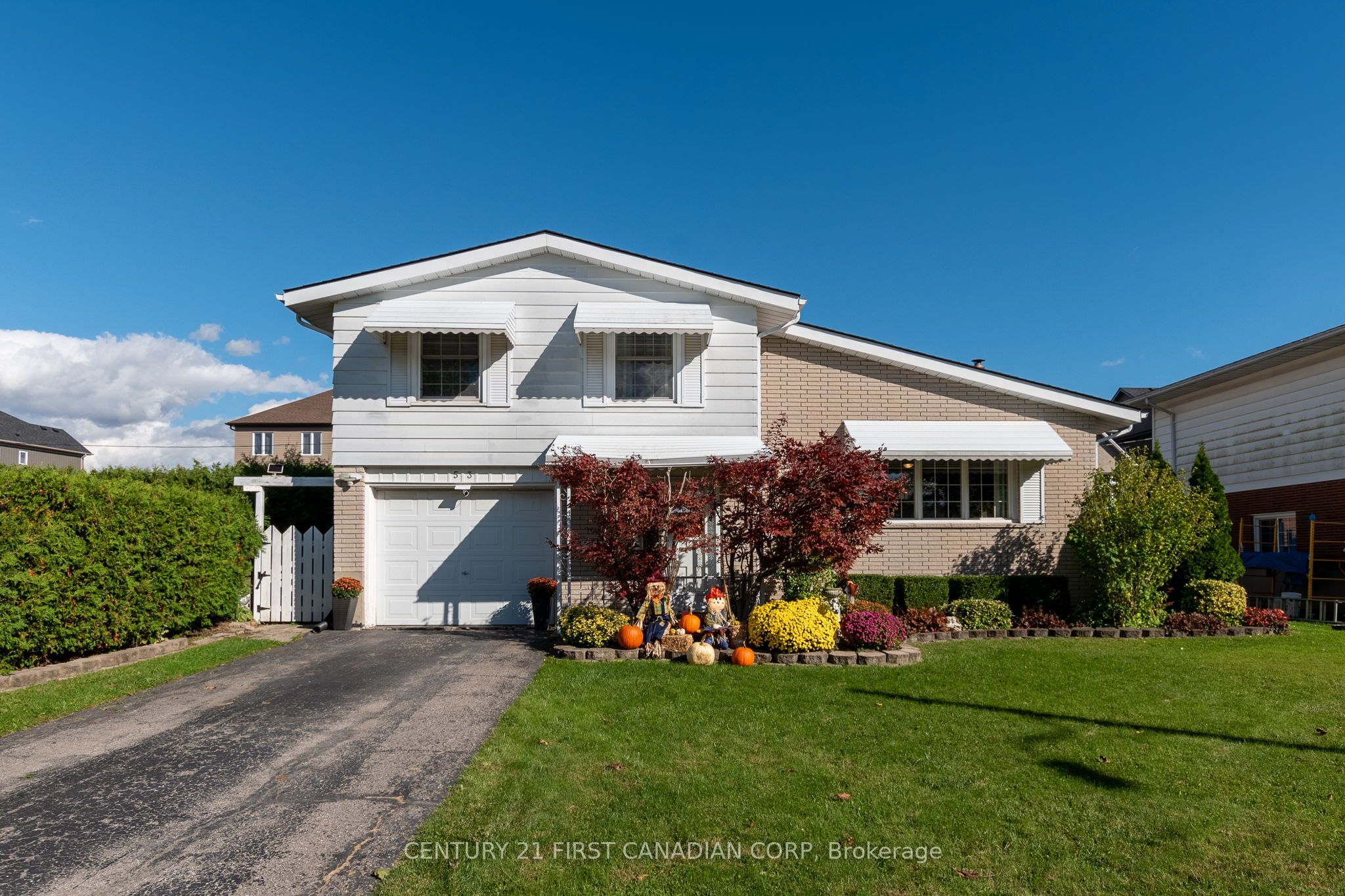53 Dunwich Dr Property Photo