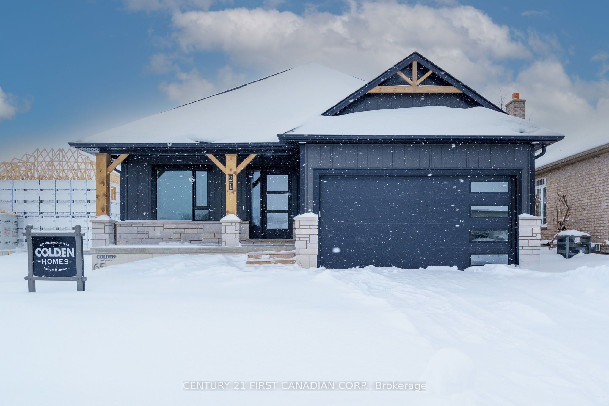 21 Hamilton St Property Photo