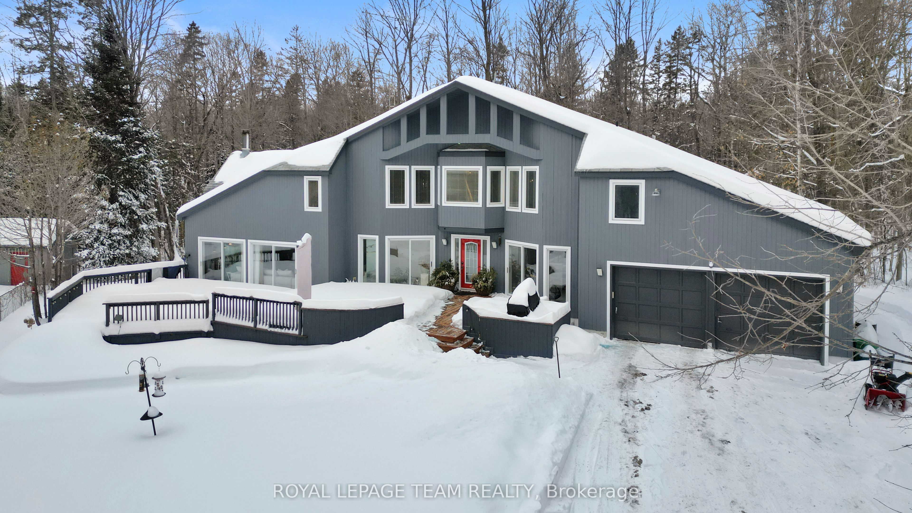 528 Opeongo Rd Property Photo