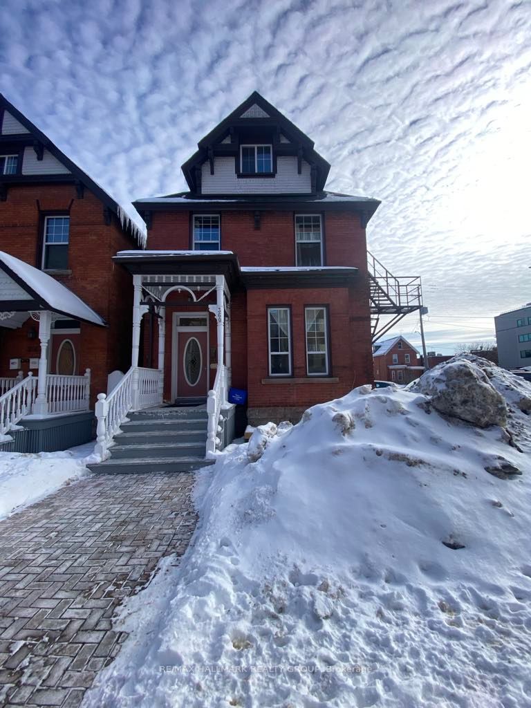 360 Gilmour Street Property Photo 1