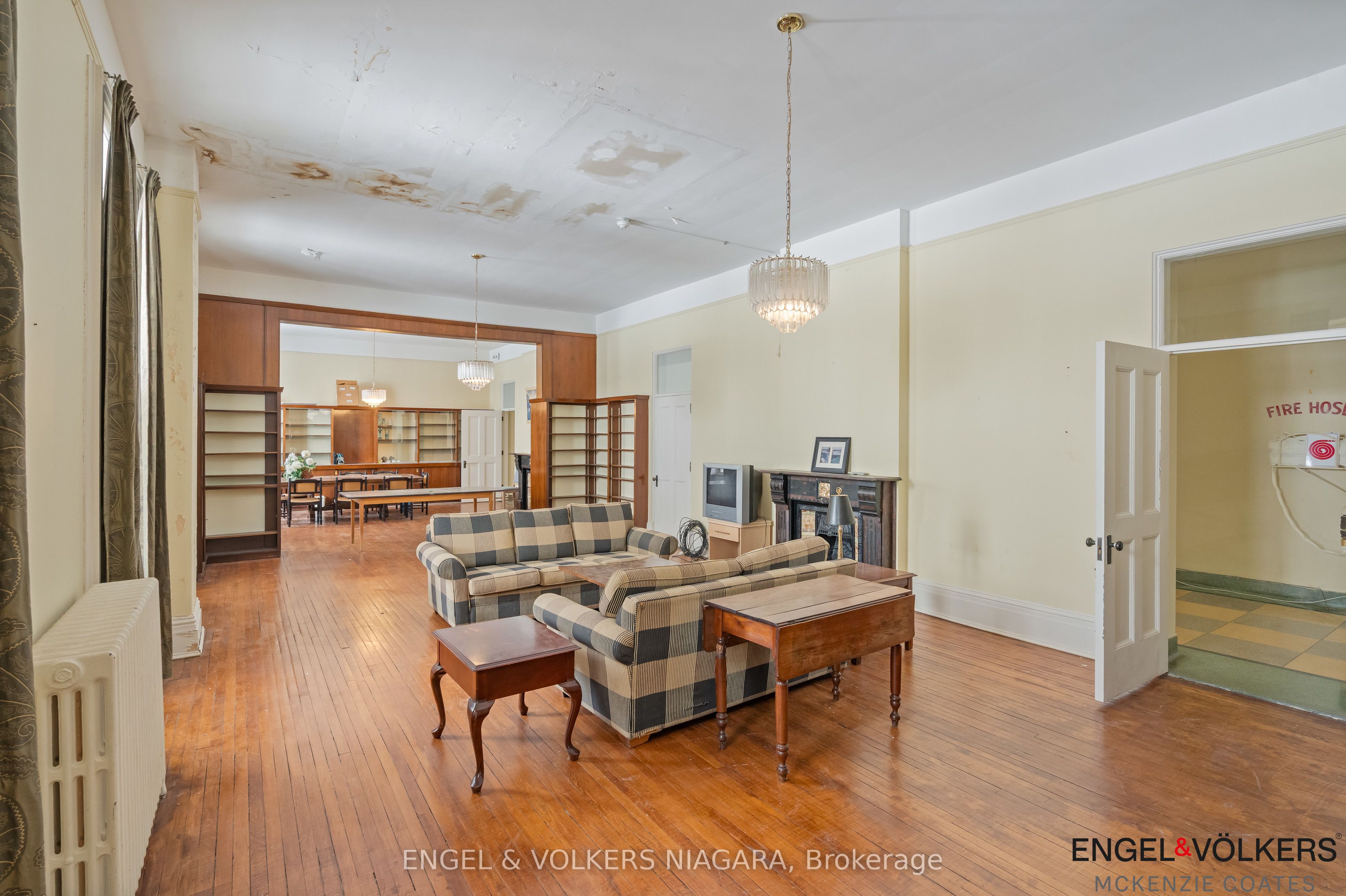 6880 Stanley Ave Property Photo 12