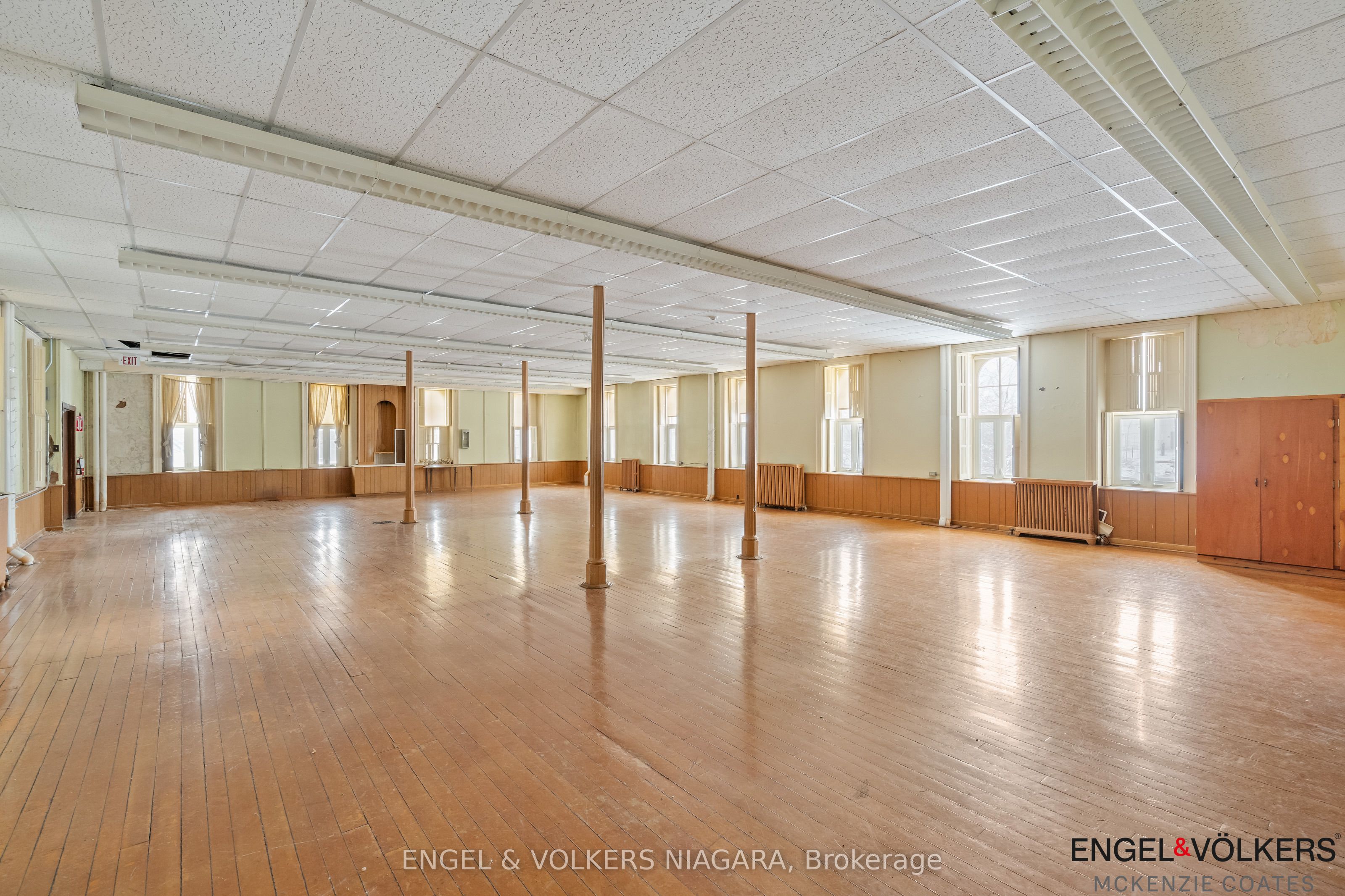 6880 Stanley Ave Property Photo 20