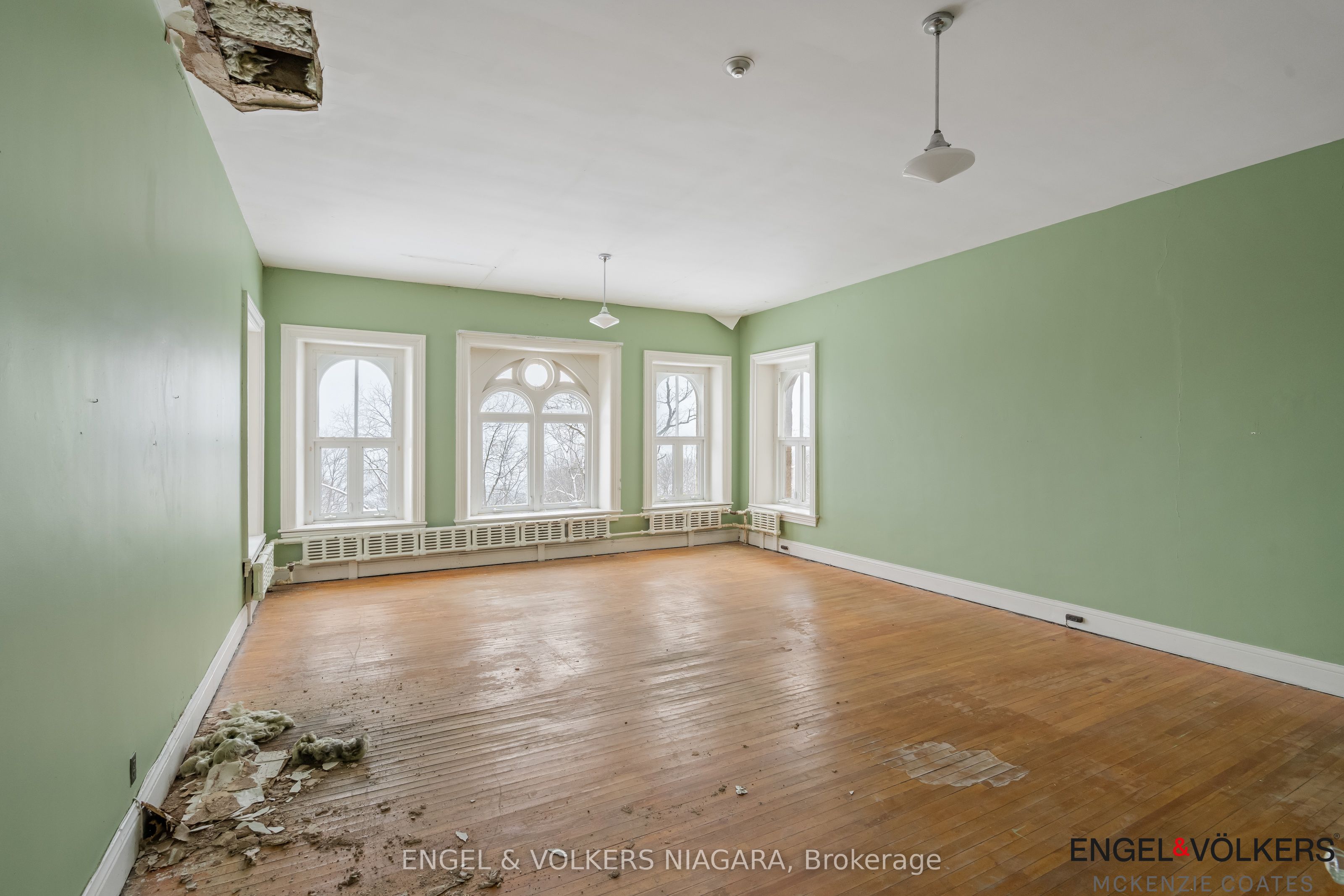 6880 Stanley Ave Property Photo 30