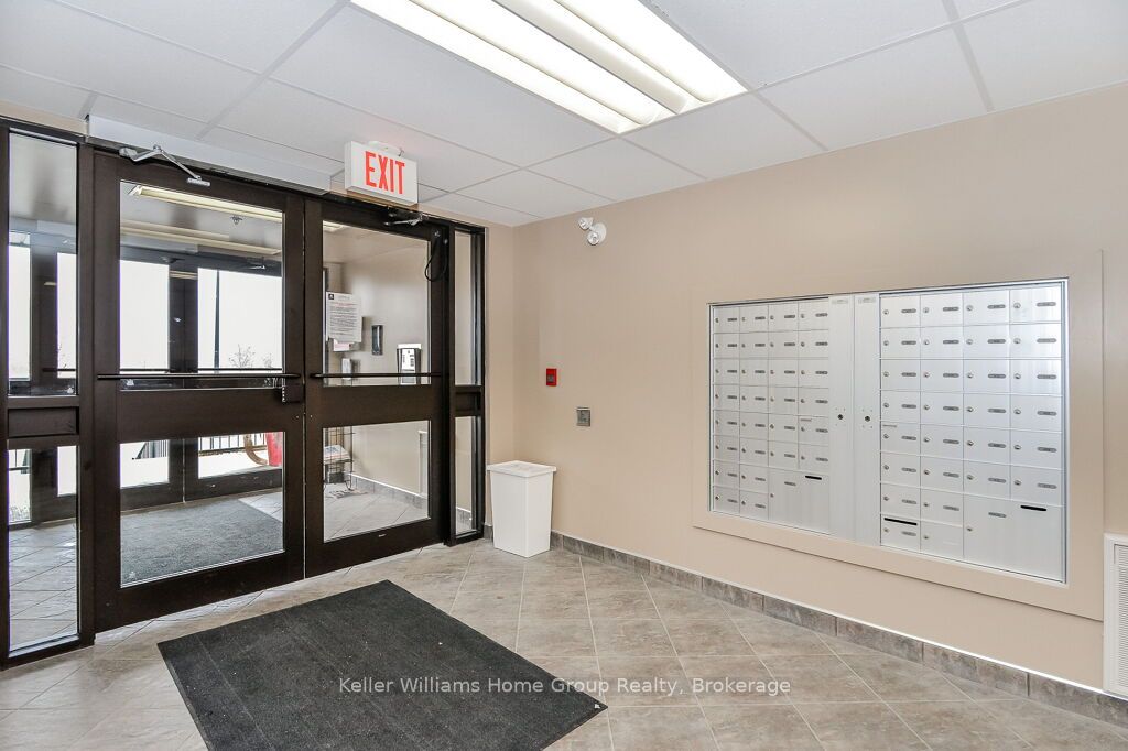 #301 - 645 St David Street Property Photo 4