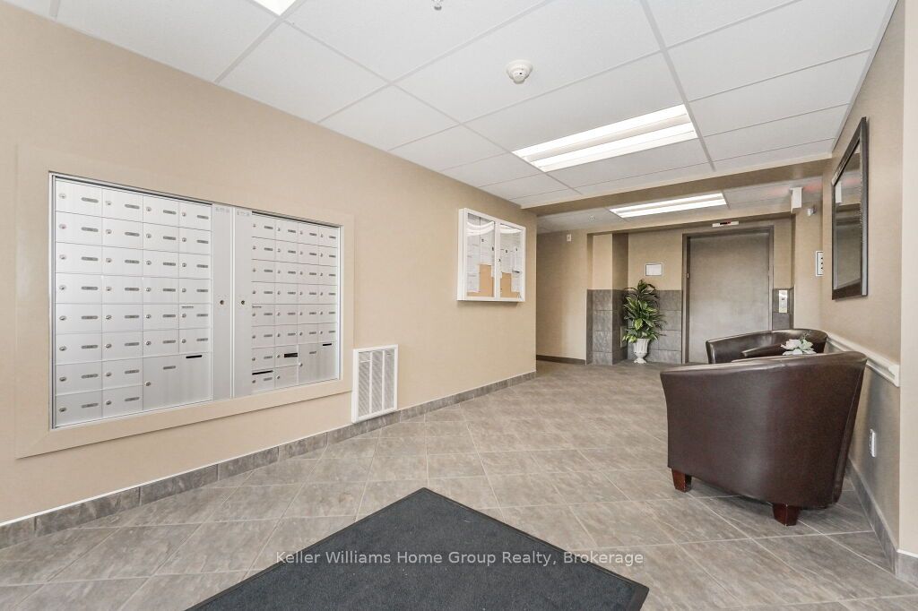 #301 - 645 St David Street Property Photo 5
