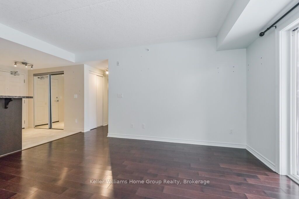 #301 - 645 St David Street Property Photo 15
