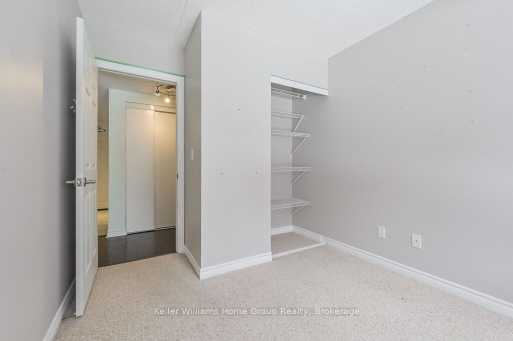 #301 - 645 St David Street Property Photo 17