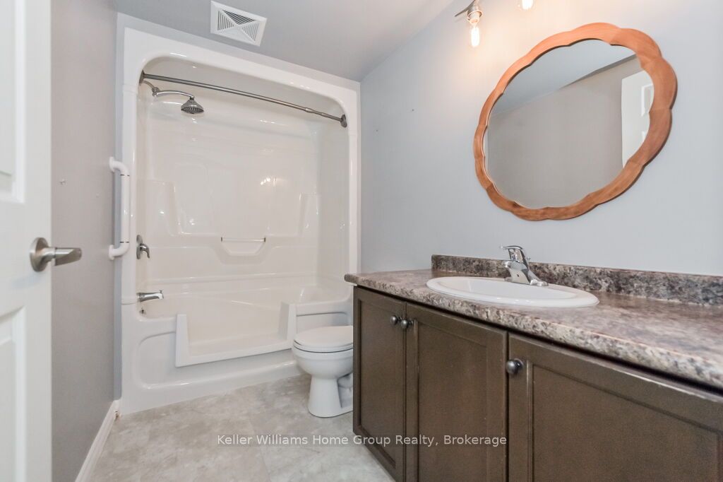 #301 - 645 St David Street Property Photo 18