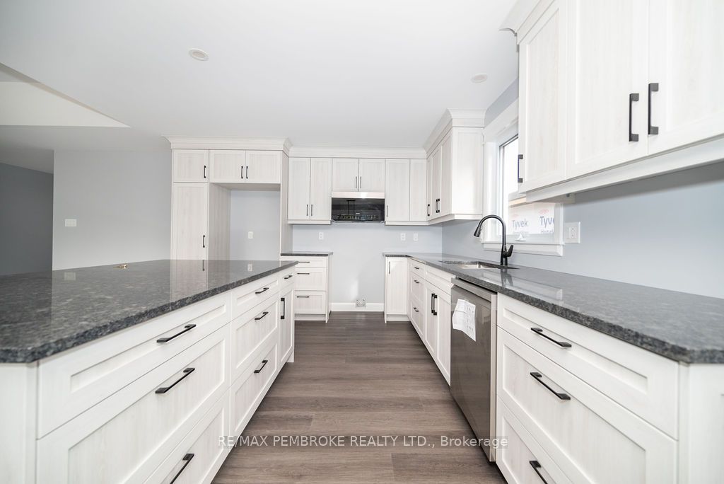 22 Durant Street Property Photo 10
