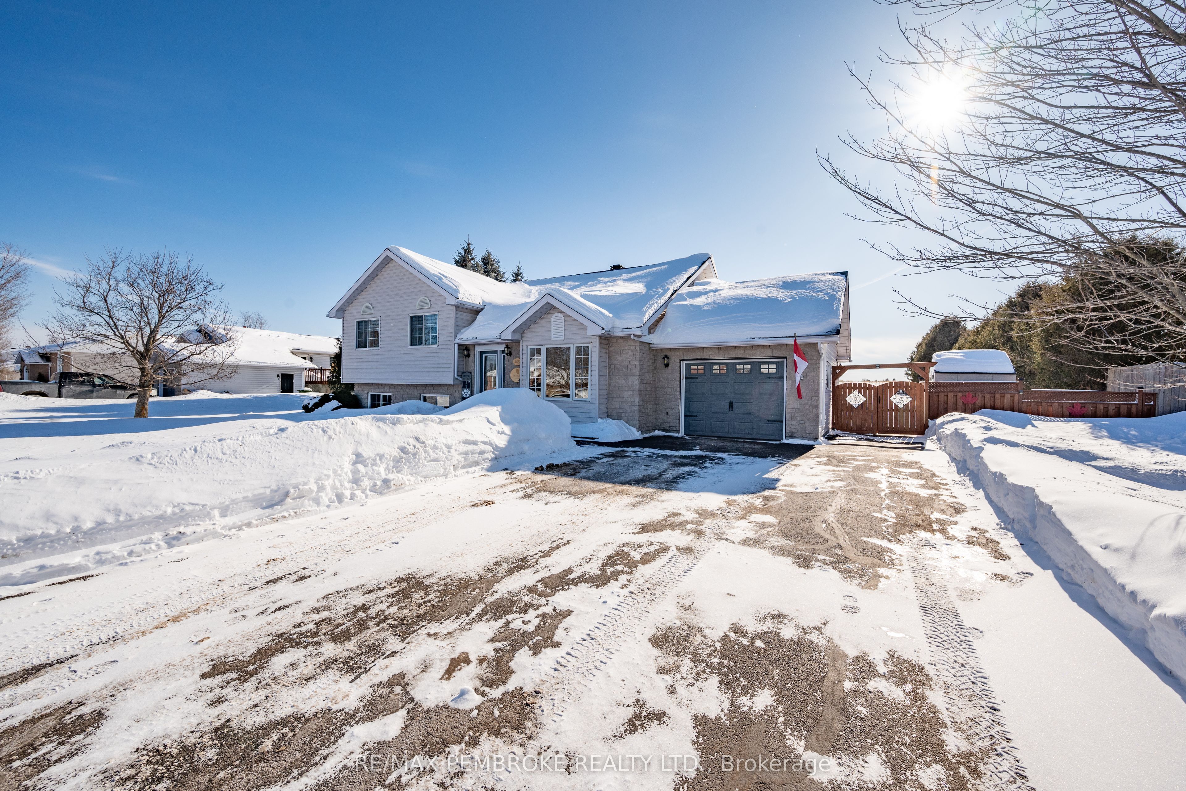 165 Pleasant View Drive Property Photo