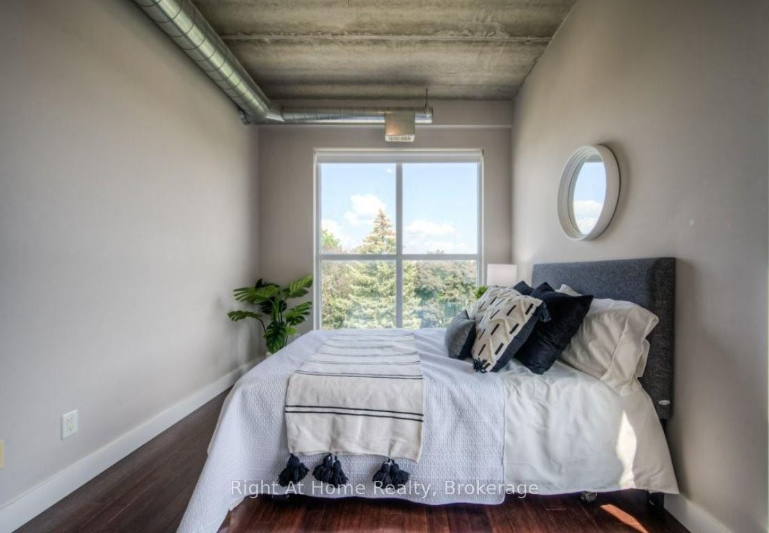 #402 - 36 Regina Street Property Photo 19
