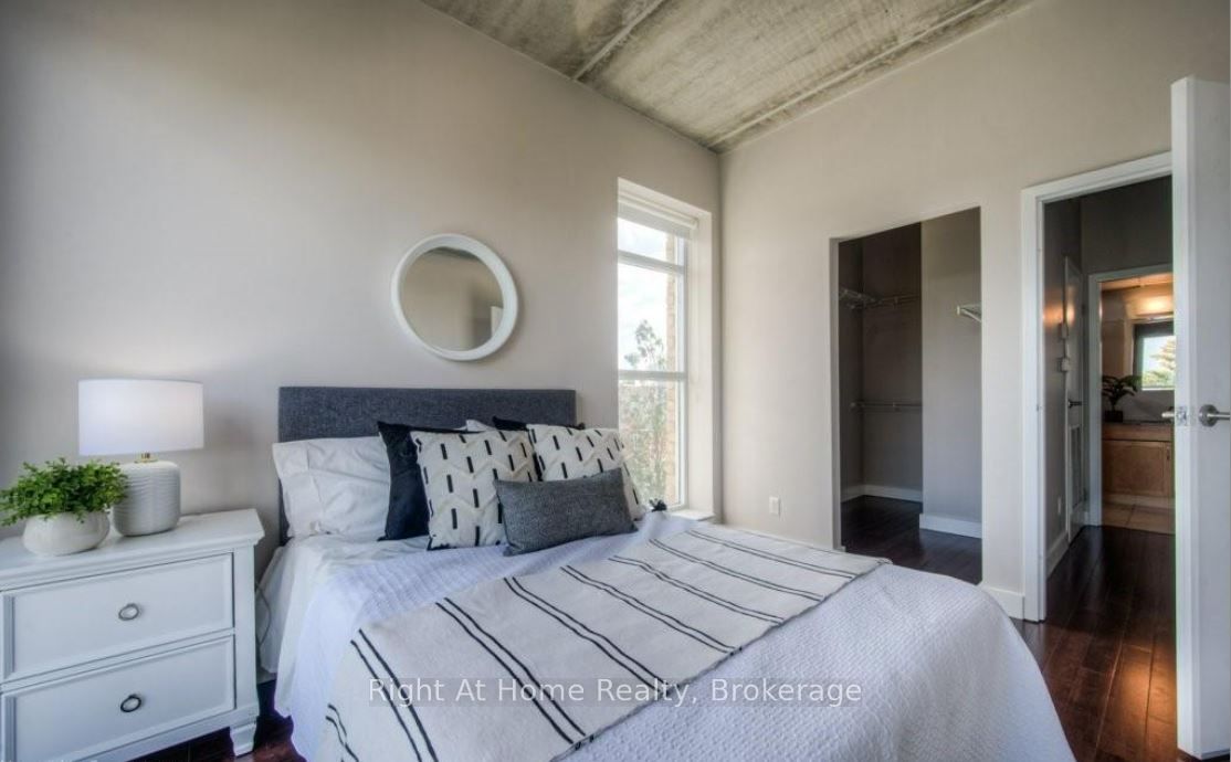 #402 - 36 Regina Street Property Photo 20