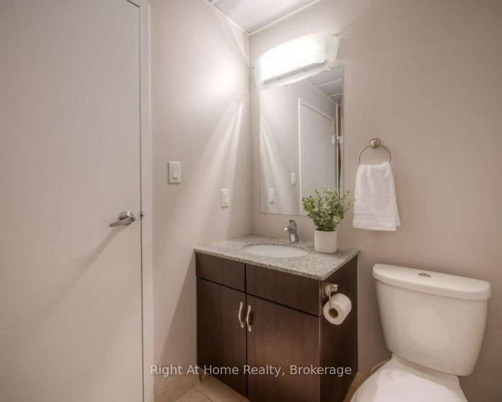 #402 - 36 Regina Street Property Photo 23