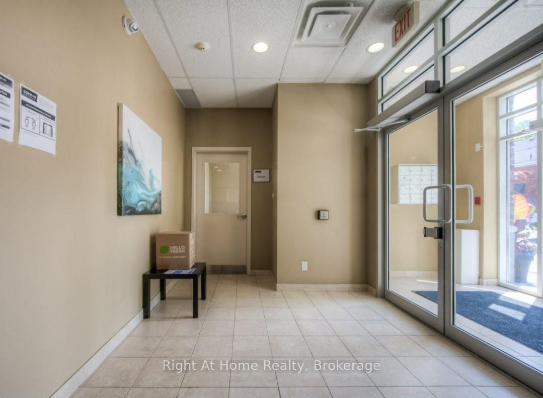 #402 - 36 Regina Street Property Photo 24