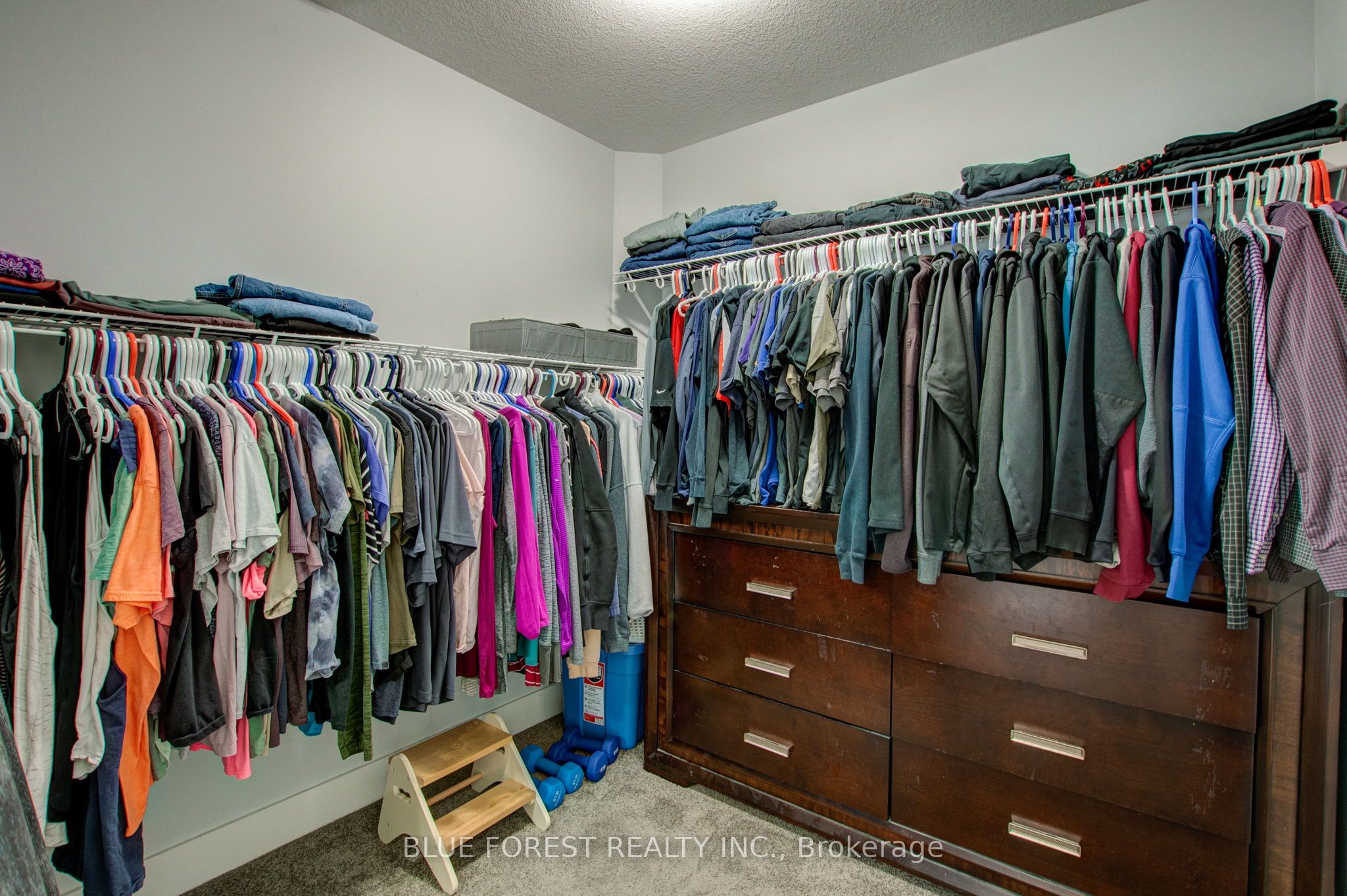 #2 - 2810 Sheffield Place Property Photo 27