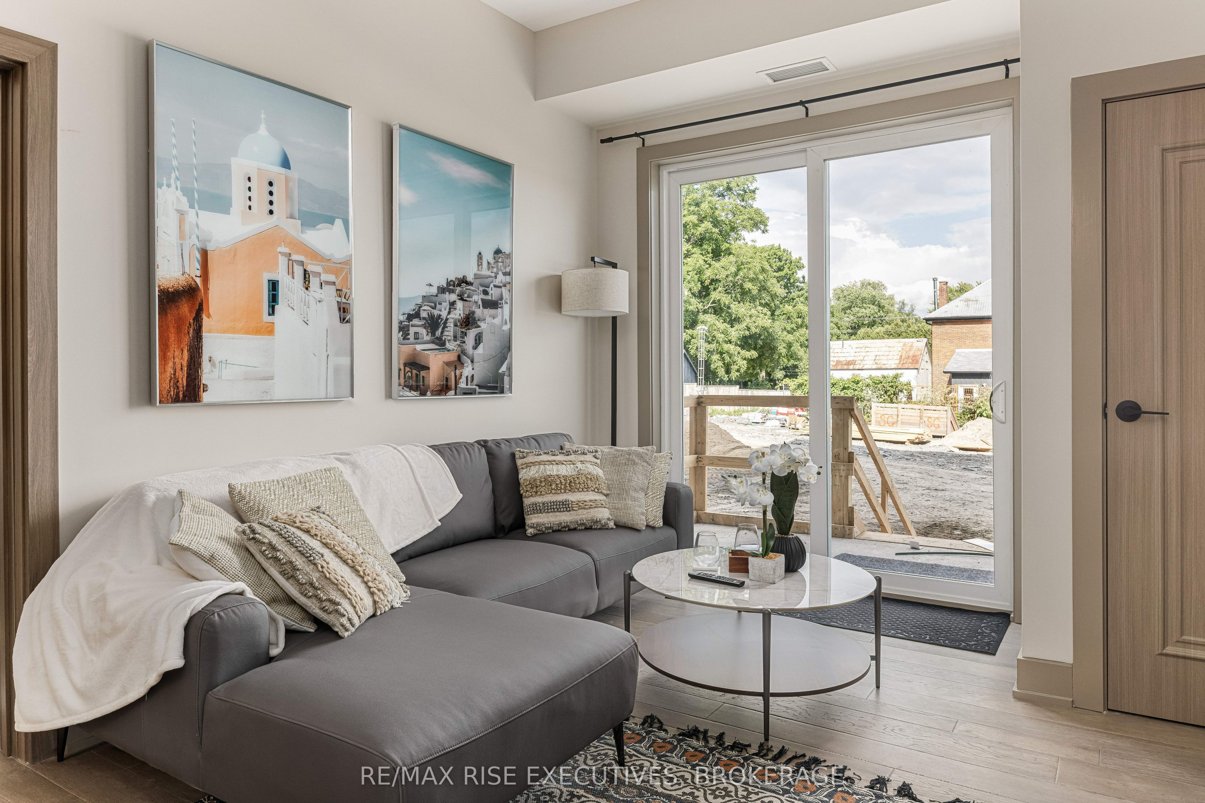 #312 - 820 Gardiners Road Property Photo 5
