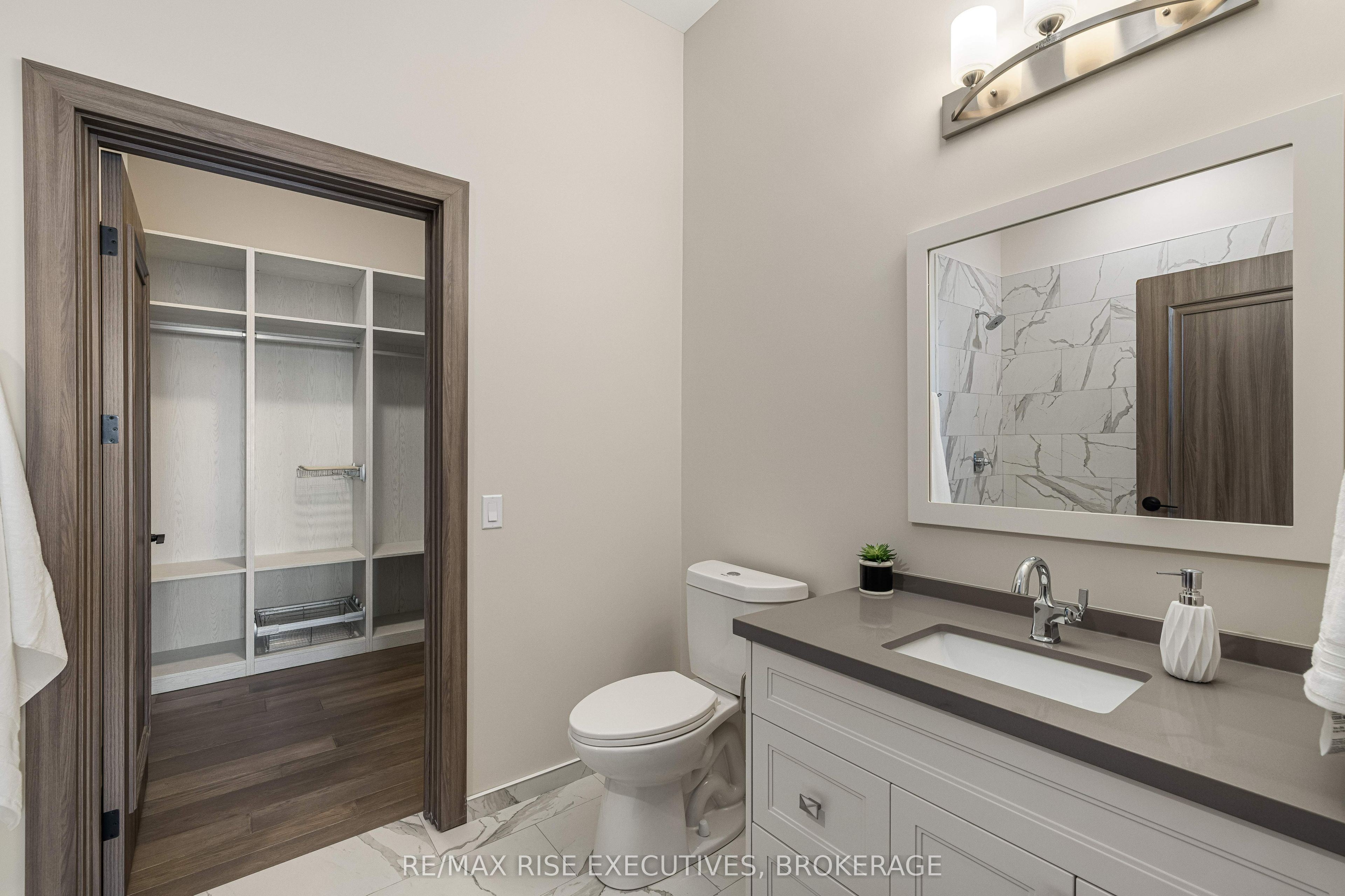 #312 - 820 Gardiners Road Property Photo 13