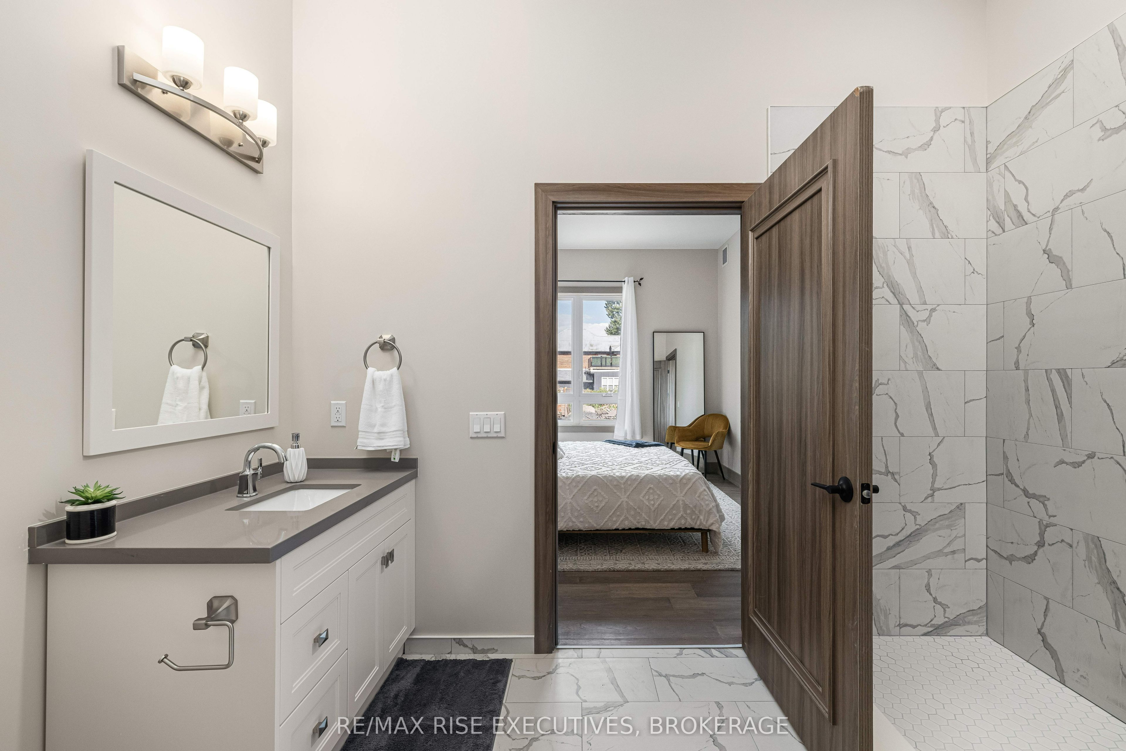 #312 - 820 Gardiners Road Property Photo 14