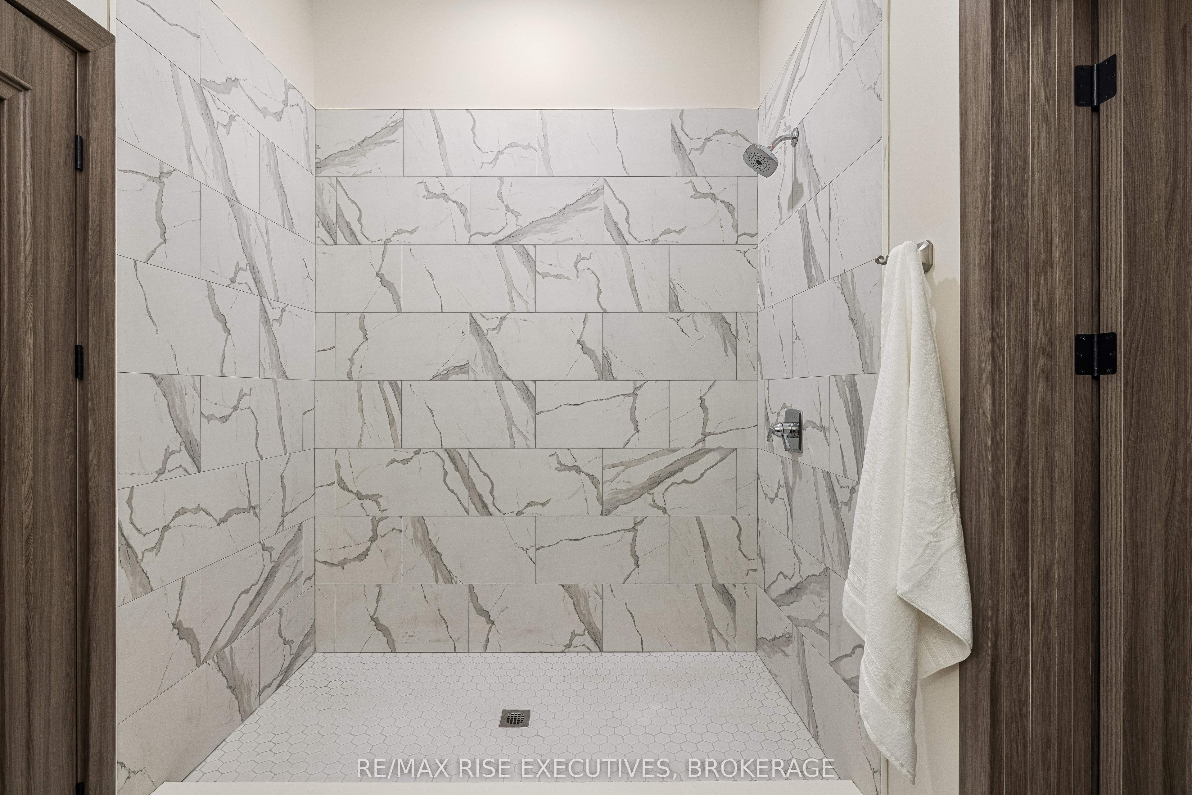 #312 - 820 Gardiners Road Property Photo 15