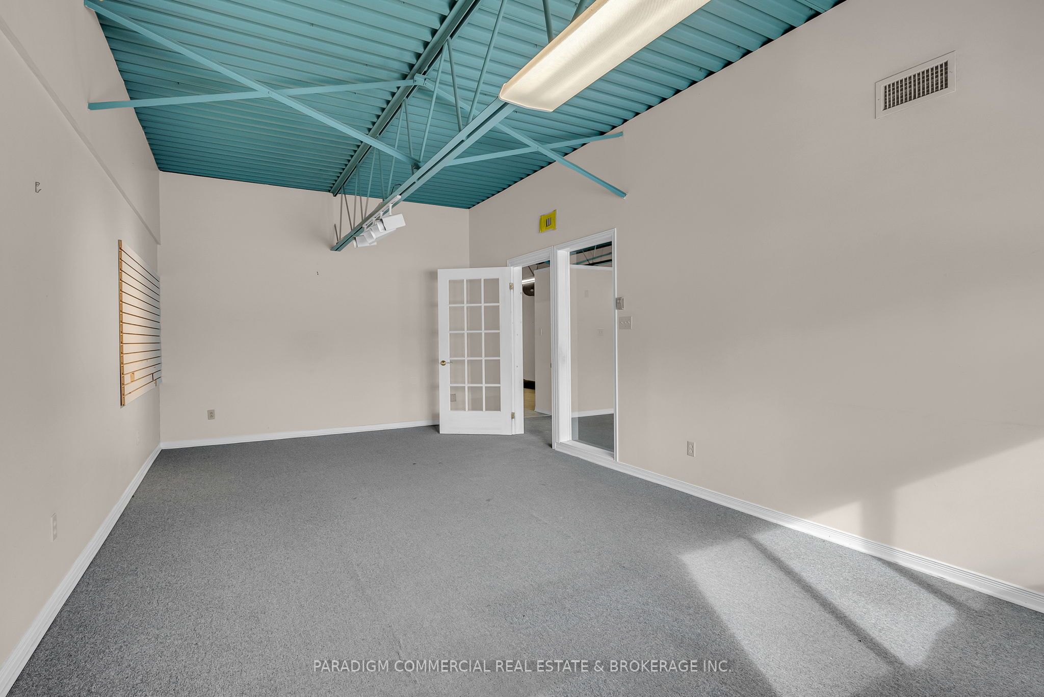 #13 Property Photo 21