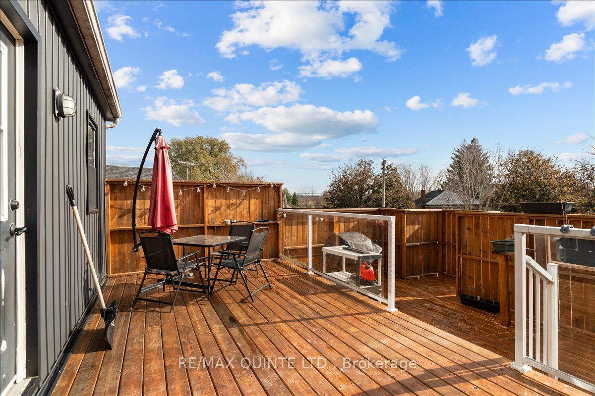 275 Main Street Property Photo 17