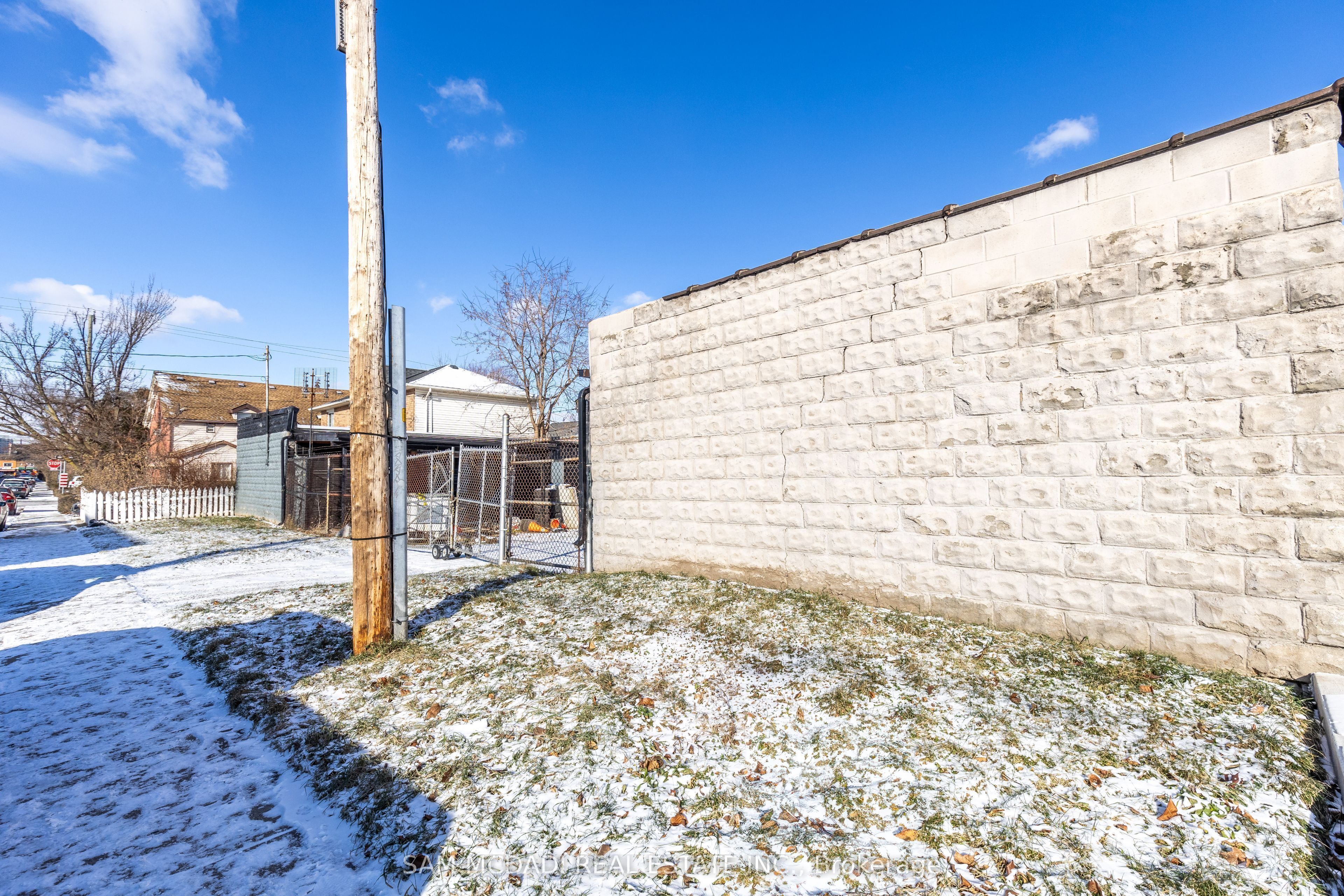107 Robert Street Property Photo 18
