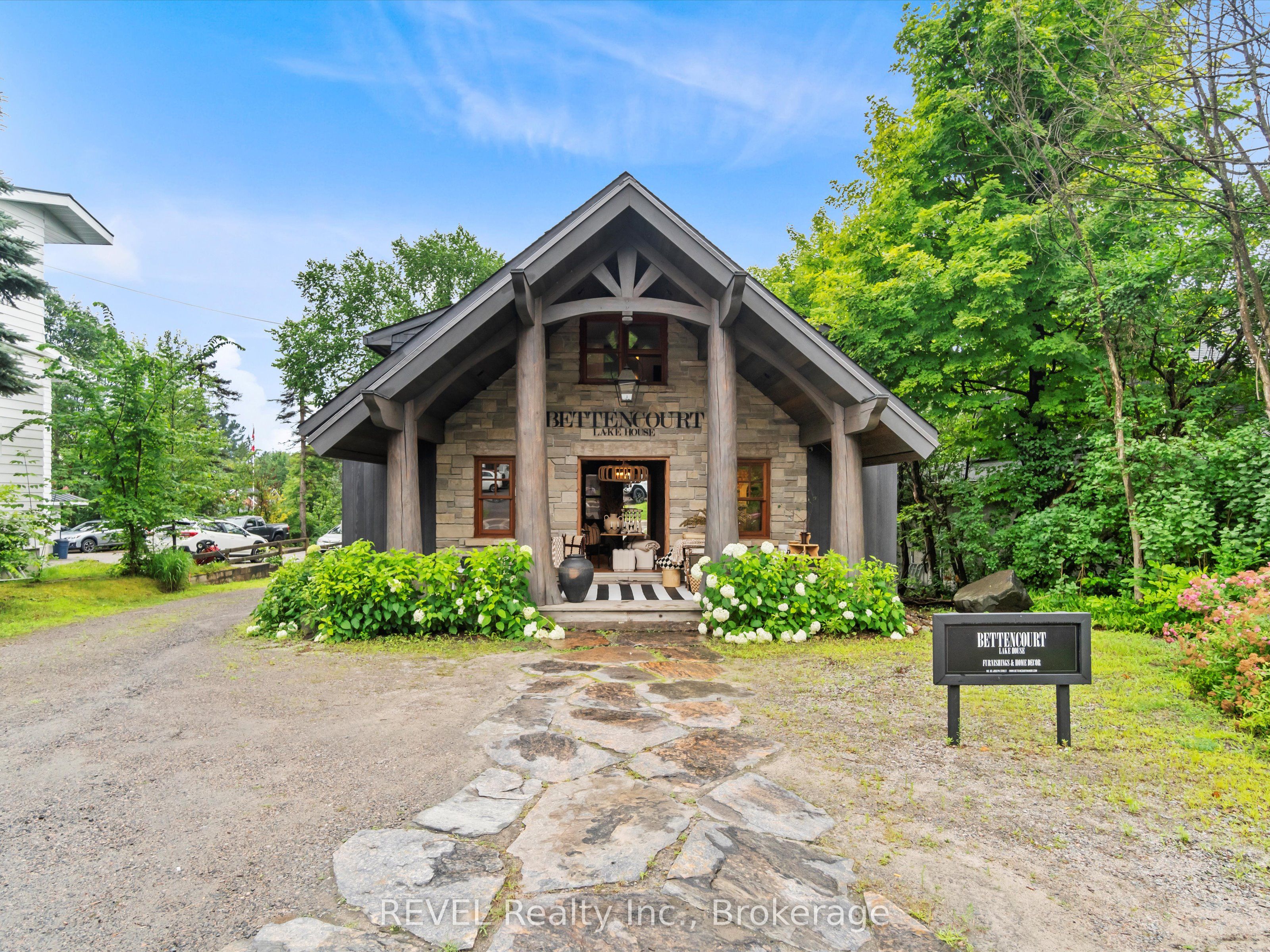 63 Joseph St Property Photo