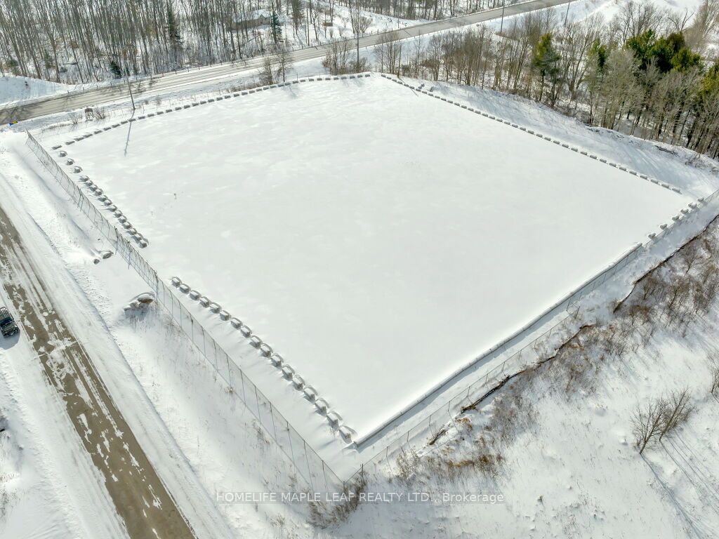 100 Fellows Road Property Photo 8