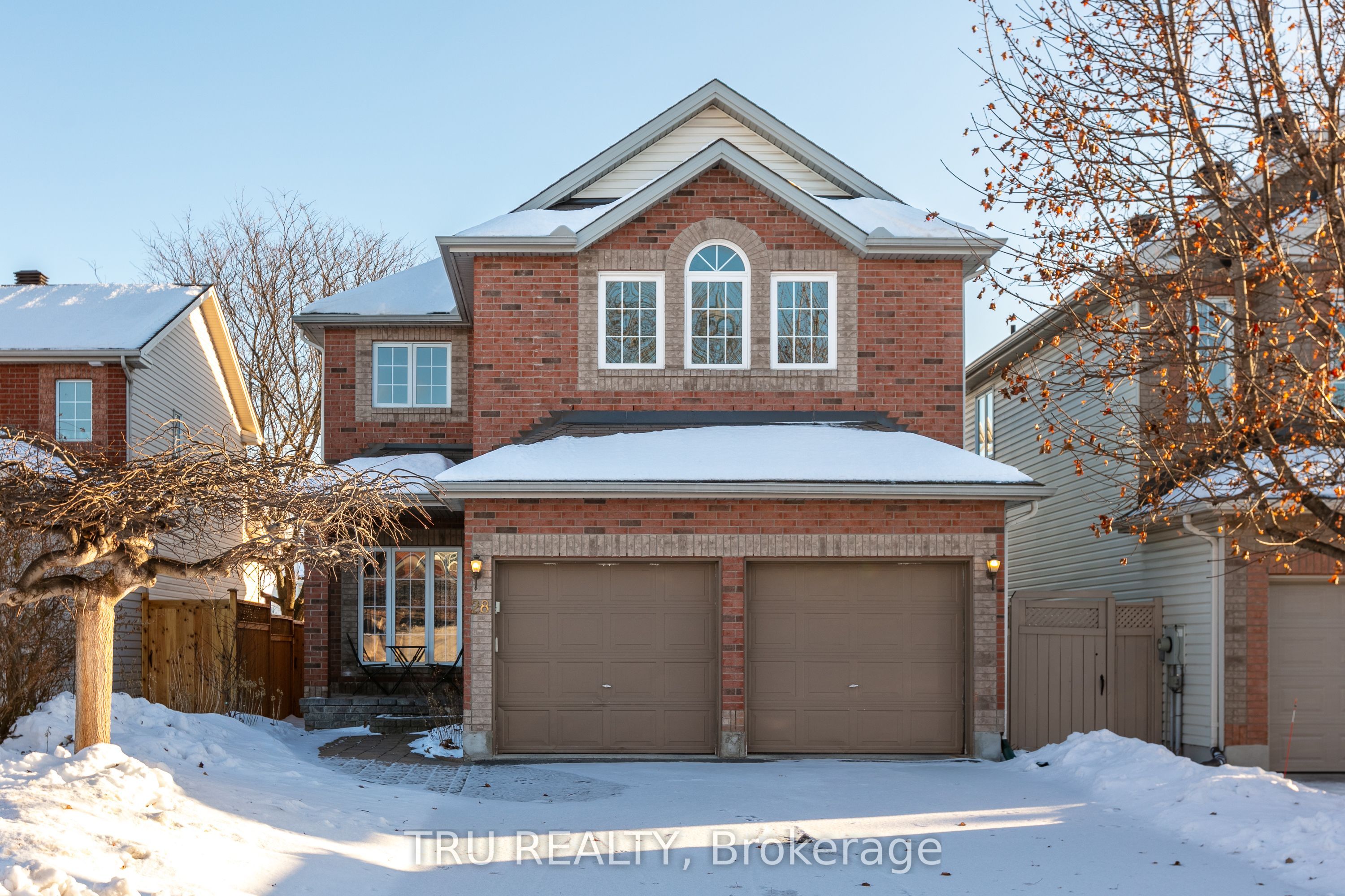 28 Borealis Cres Property Photo